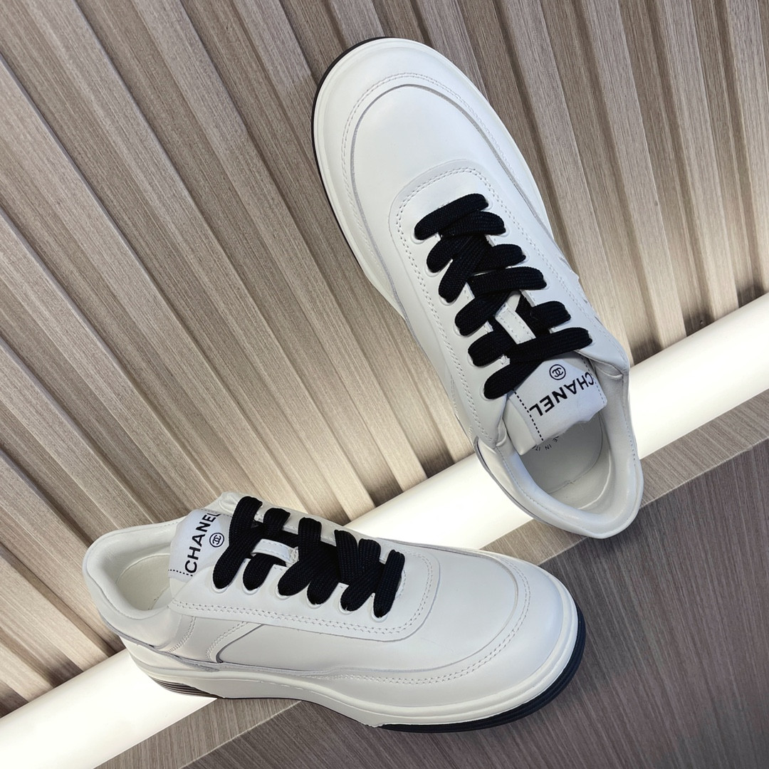 ua Ch*el sneakers calfskin