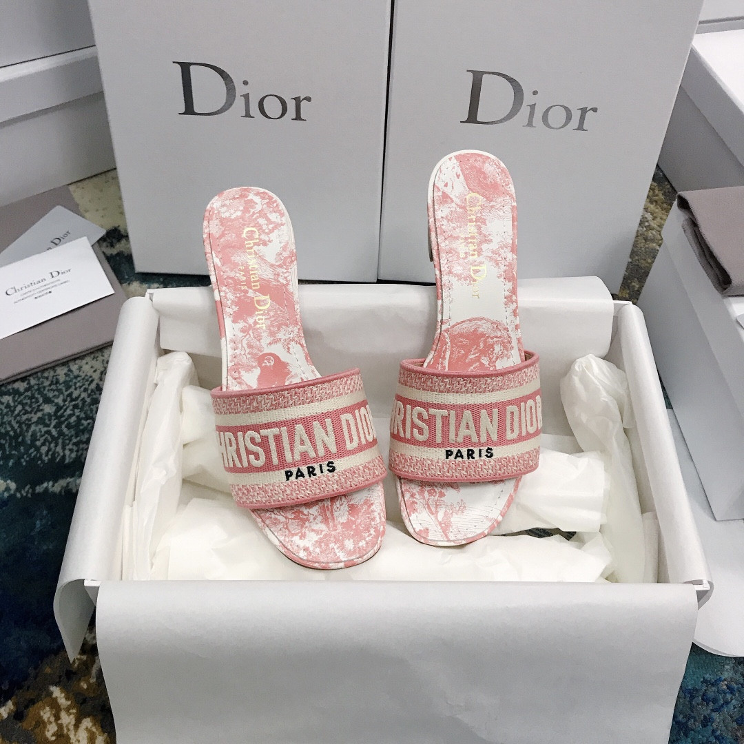 ua D*or dway heeled slide