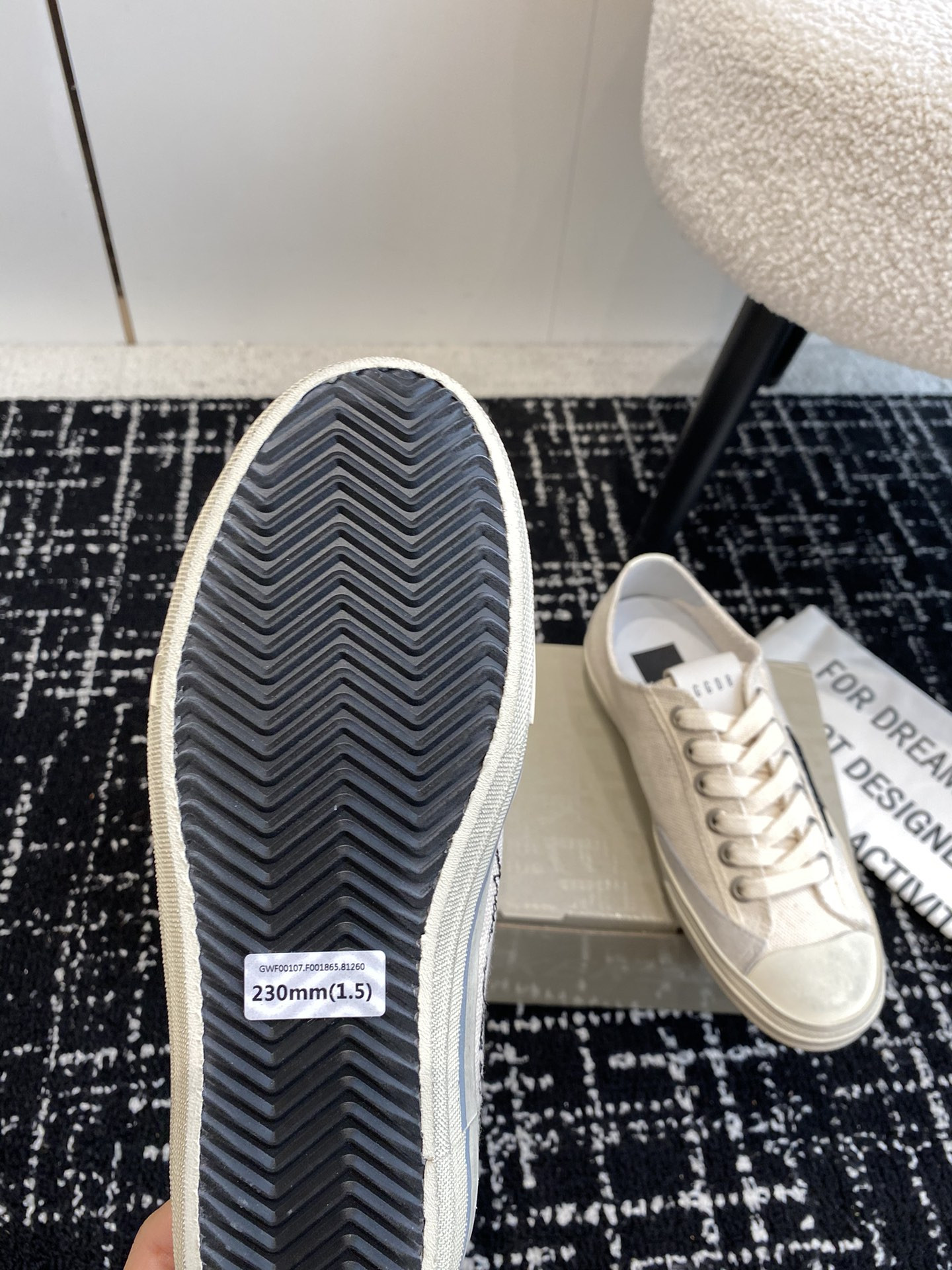 UA Golden Goose V-STAR Sneaker