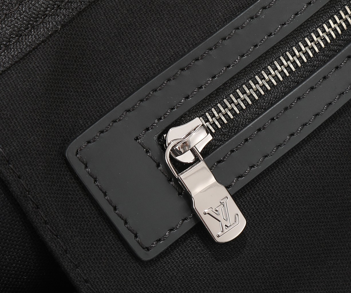 l0*is V*t0n keepall bandoulière 50 m45604 50 x 29 x 23 cm
