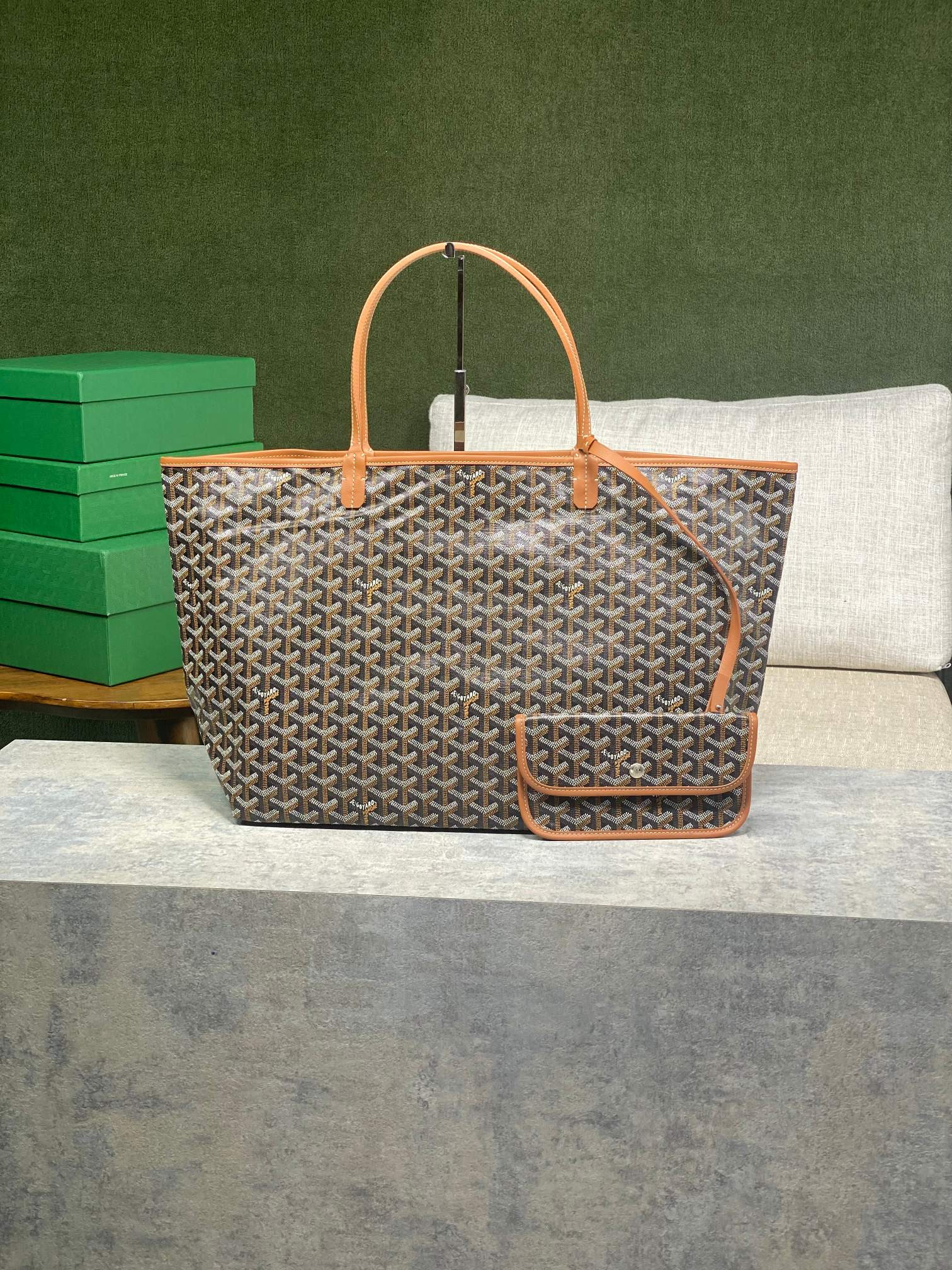 Go*ard saint l0*is gm bag 34 cm x 20 cm x 40 cm
