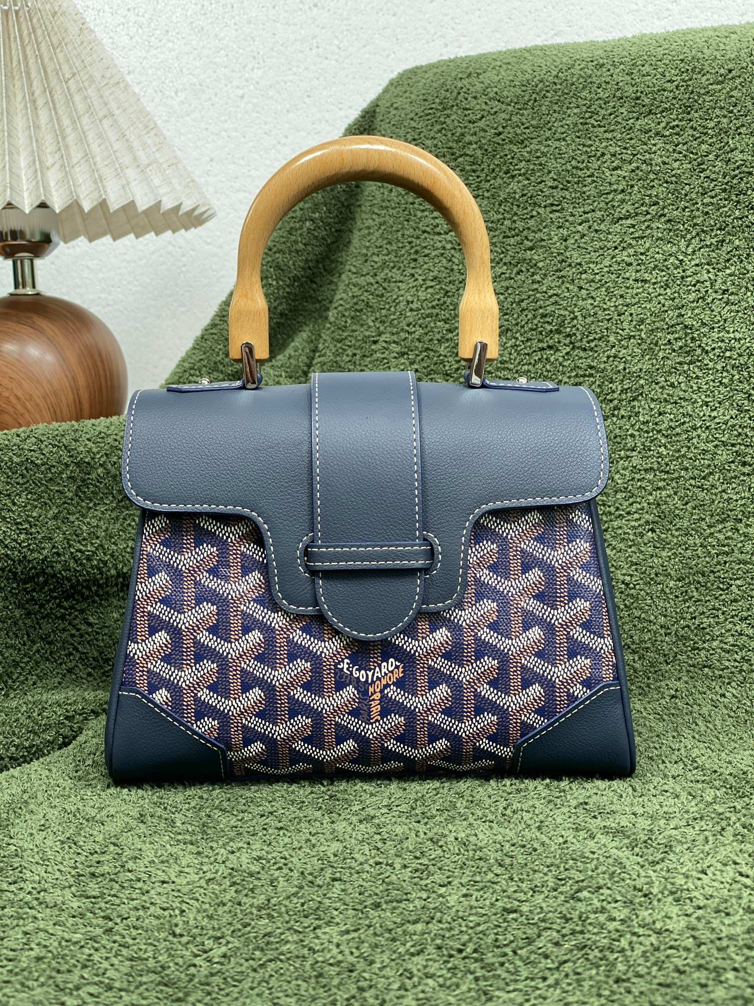 Go*ard saïgon structuré mini bag 20×15×7.5cm
