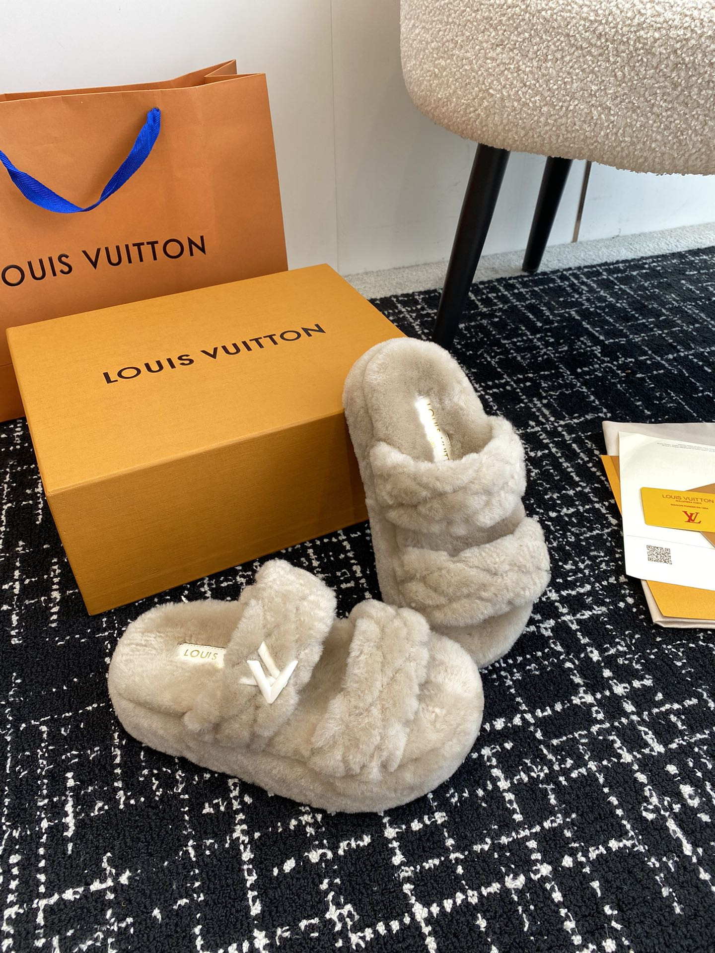 UA LV Sunset Platform Comfort Mule