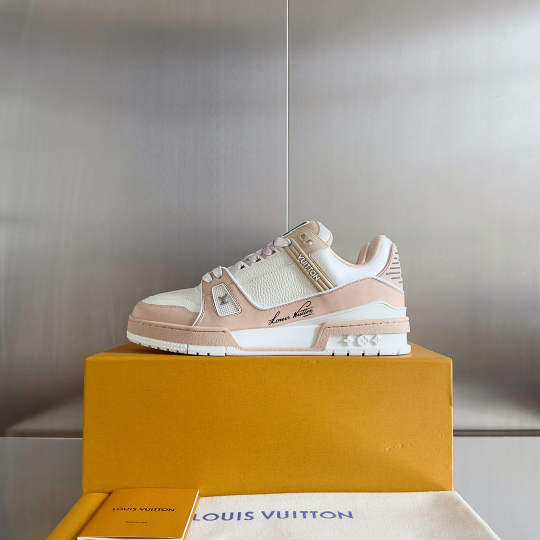 UA LV Trainer Sneaker