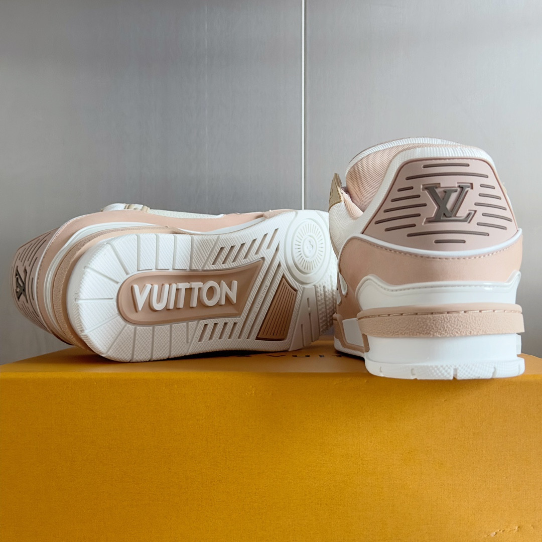 UA LV Trainer Sneaker