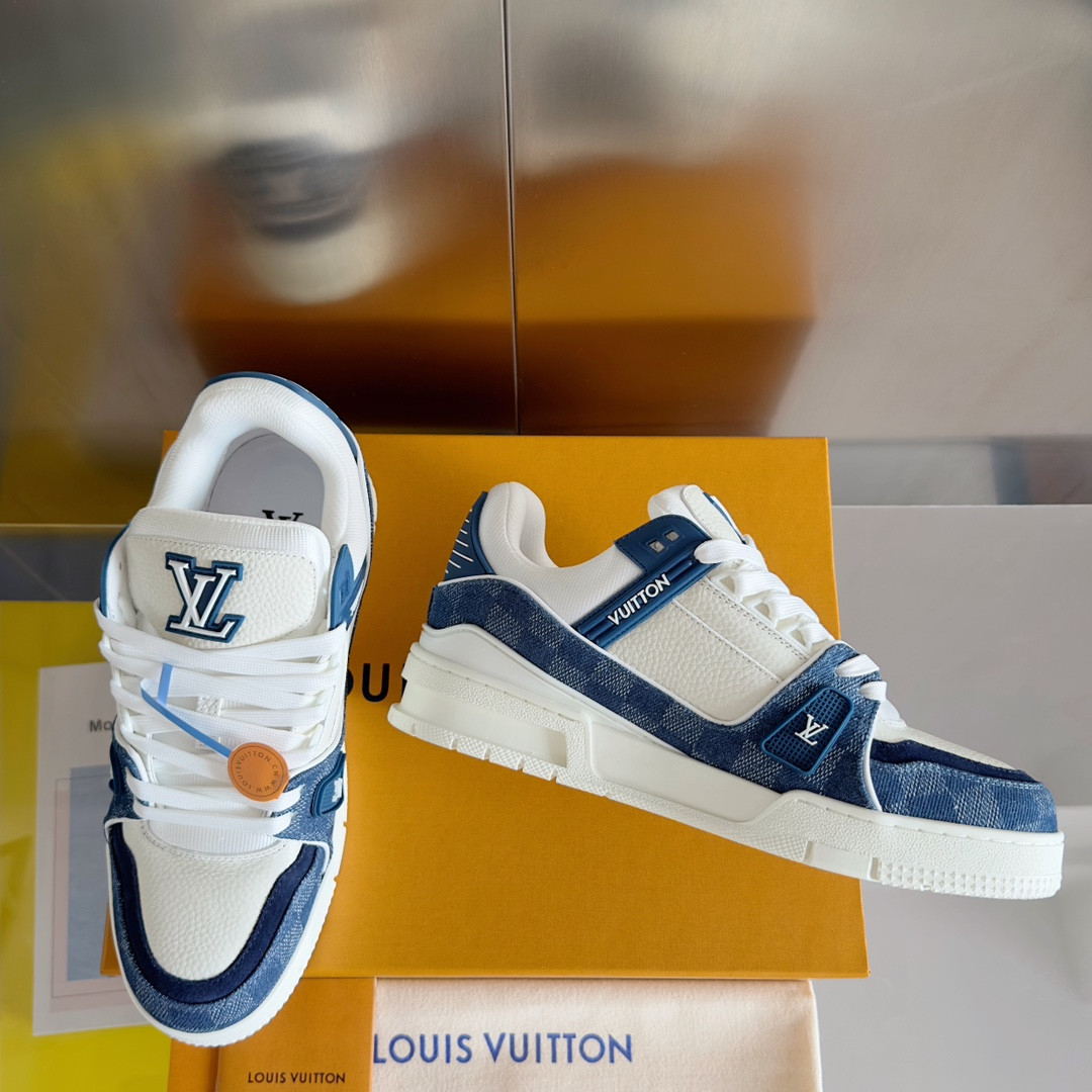 UA LV Trainer Sneaker