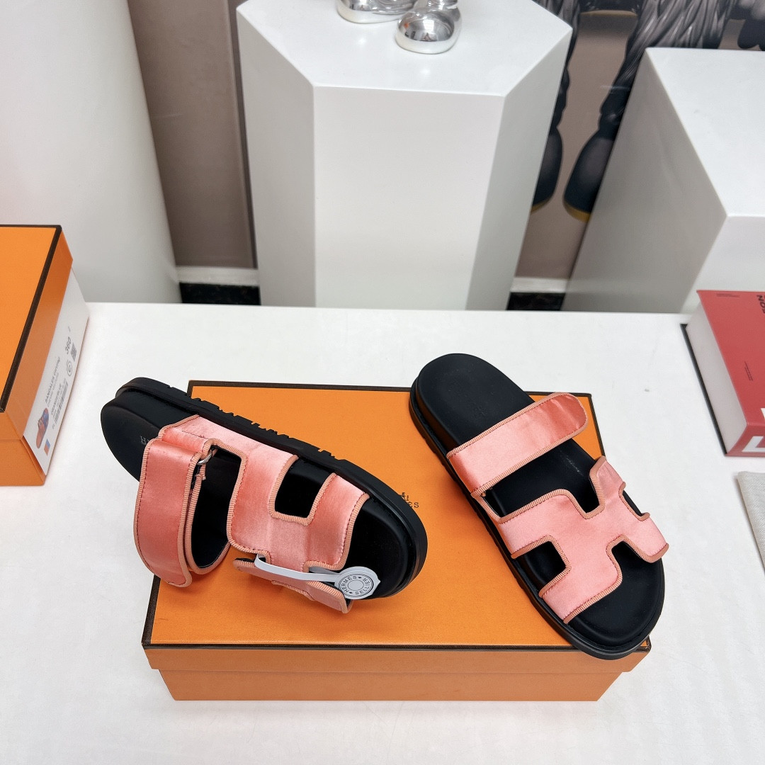 ua H**me5 chypre sandal