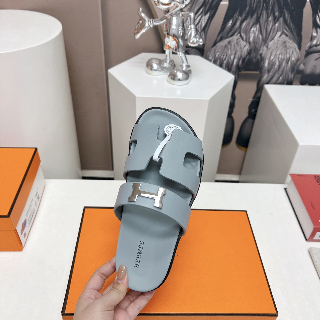 ua H**me5 chypre sandal