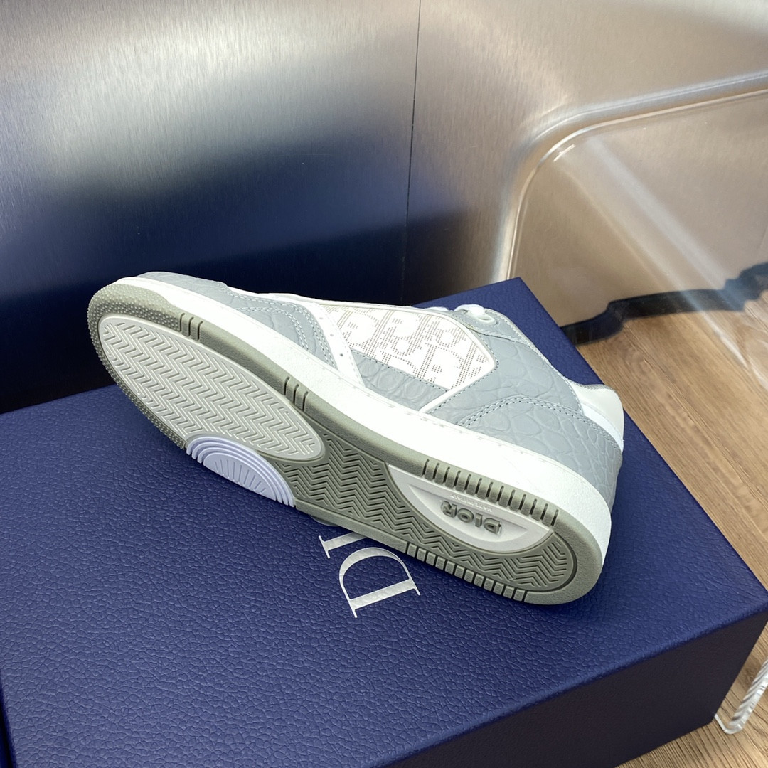 ua D*or b27 sneaker