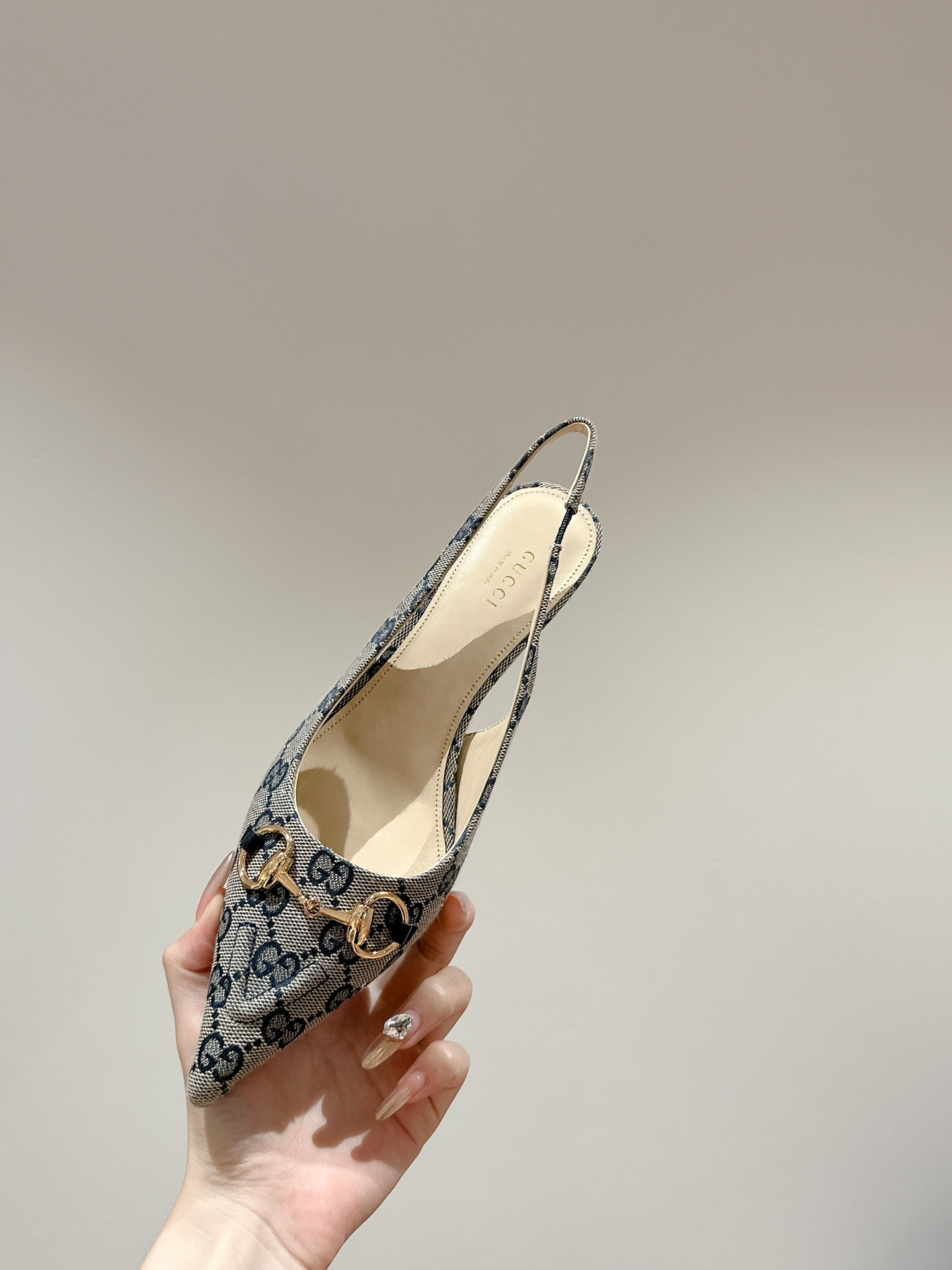 ua G*u*i horsebit slingback pump low heel