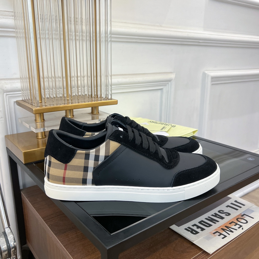 ua B**rry sneakers