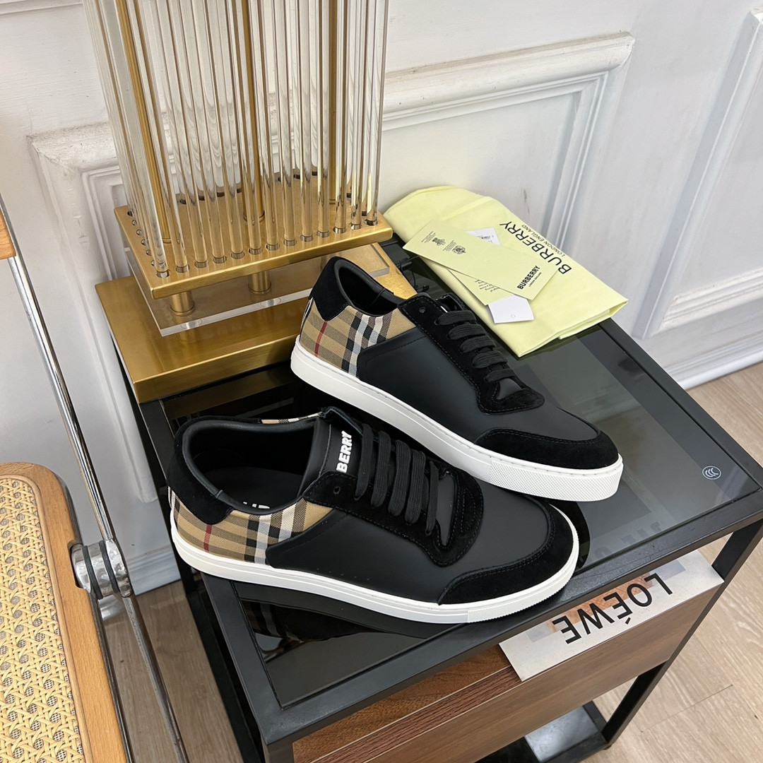 ua B**rry sneakers