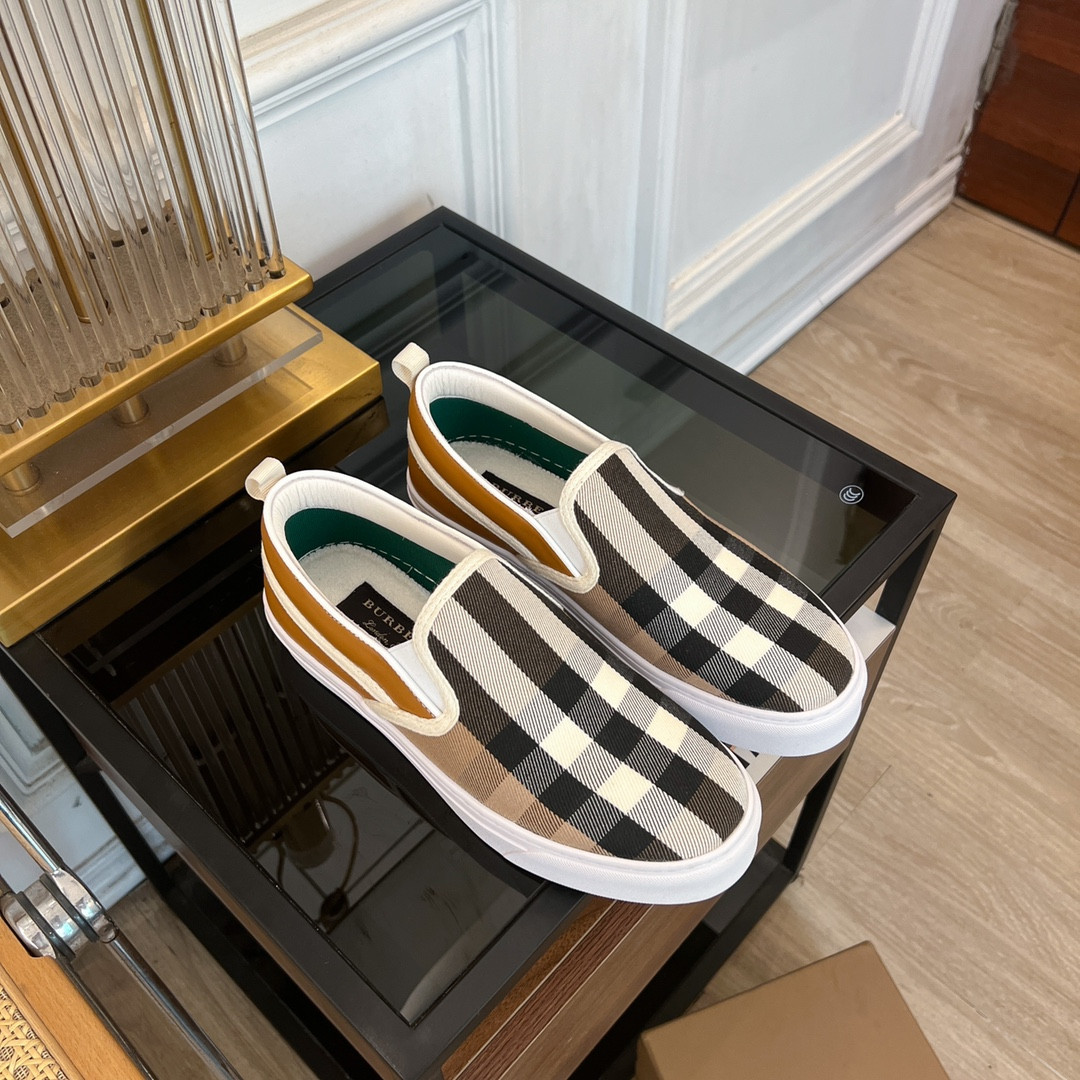 ua B**rry slip on sneakers