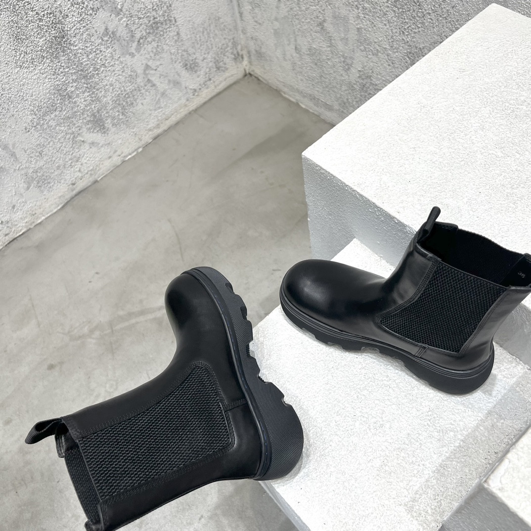 ua B**rry leather creeper chelsea boots