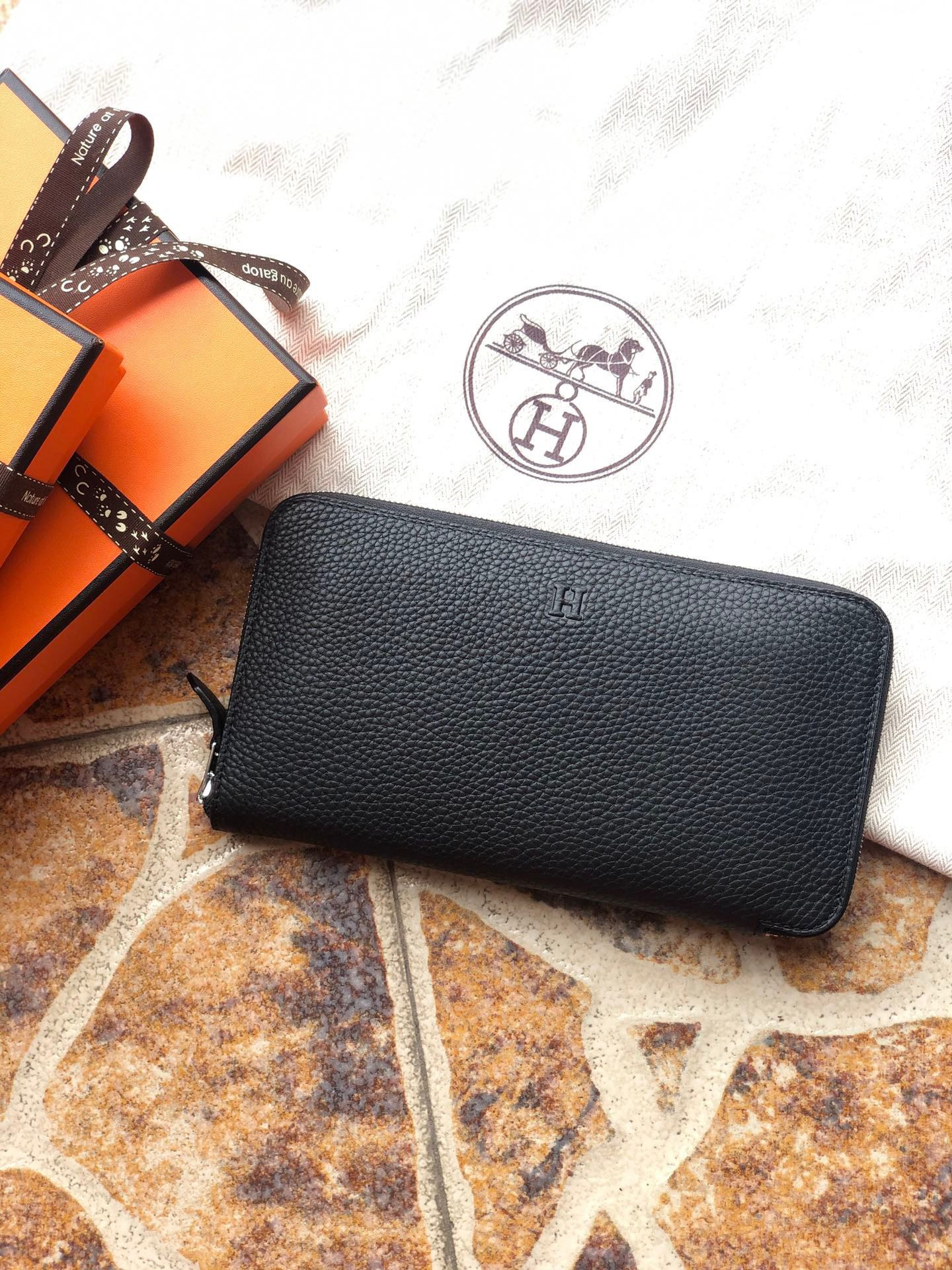 H**me5 long wallet 20x11cm