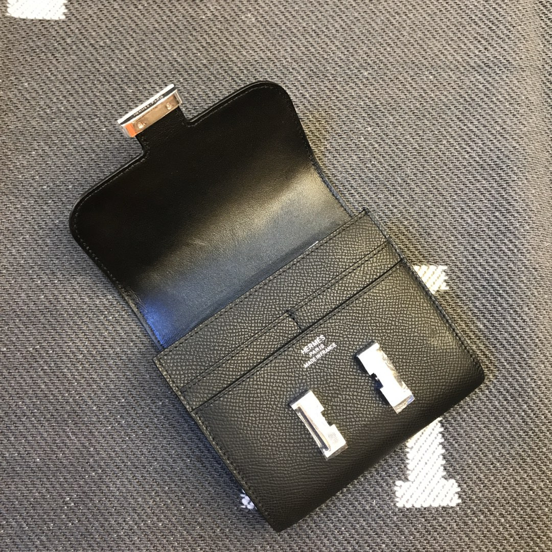 H**me5 wallet 13x12cm