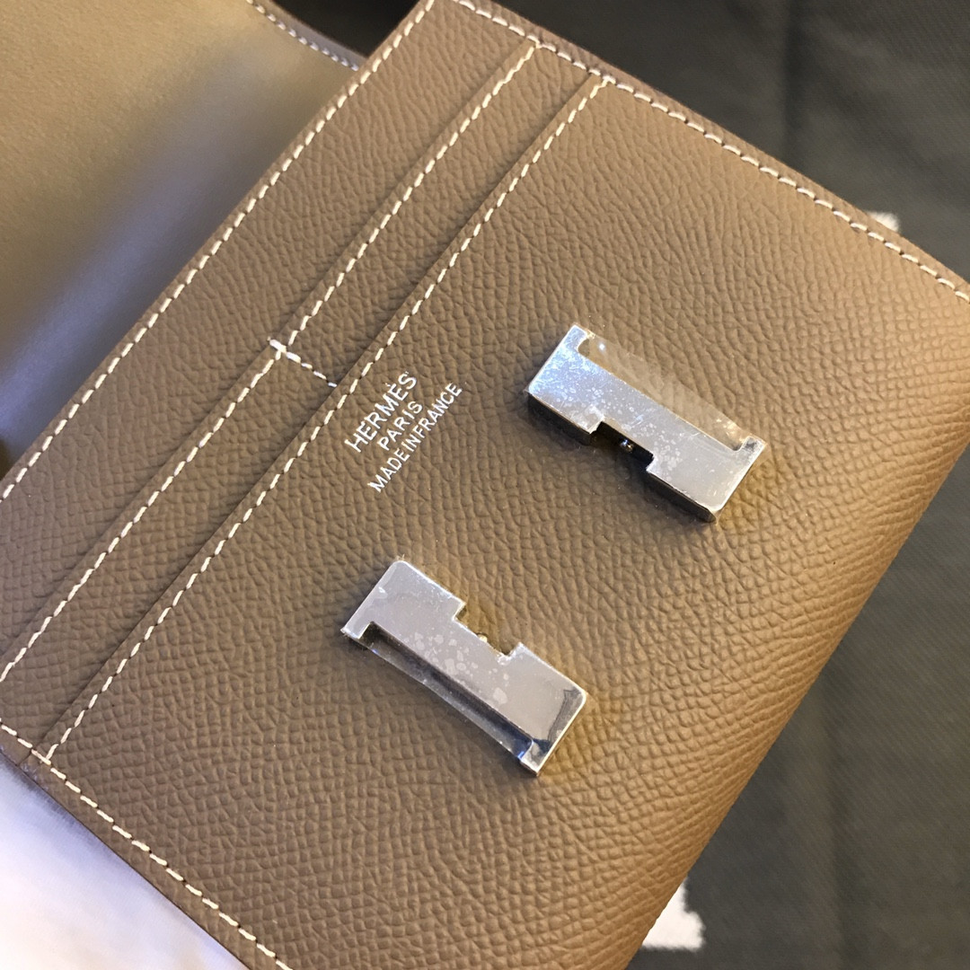 H**me5 wallet 13x12cm