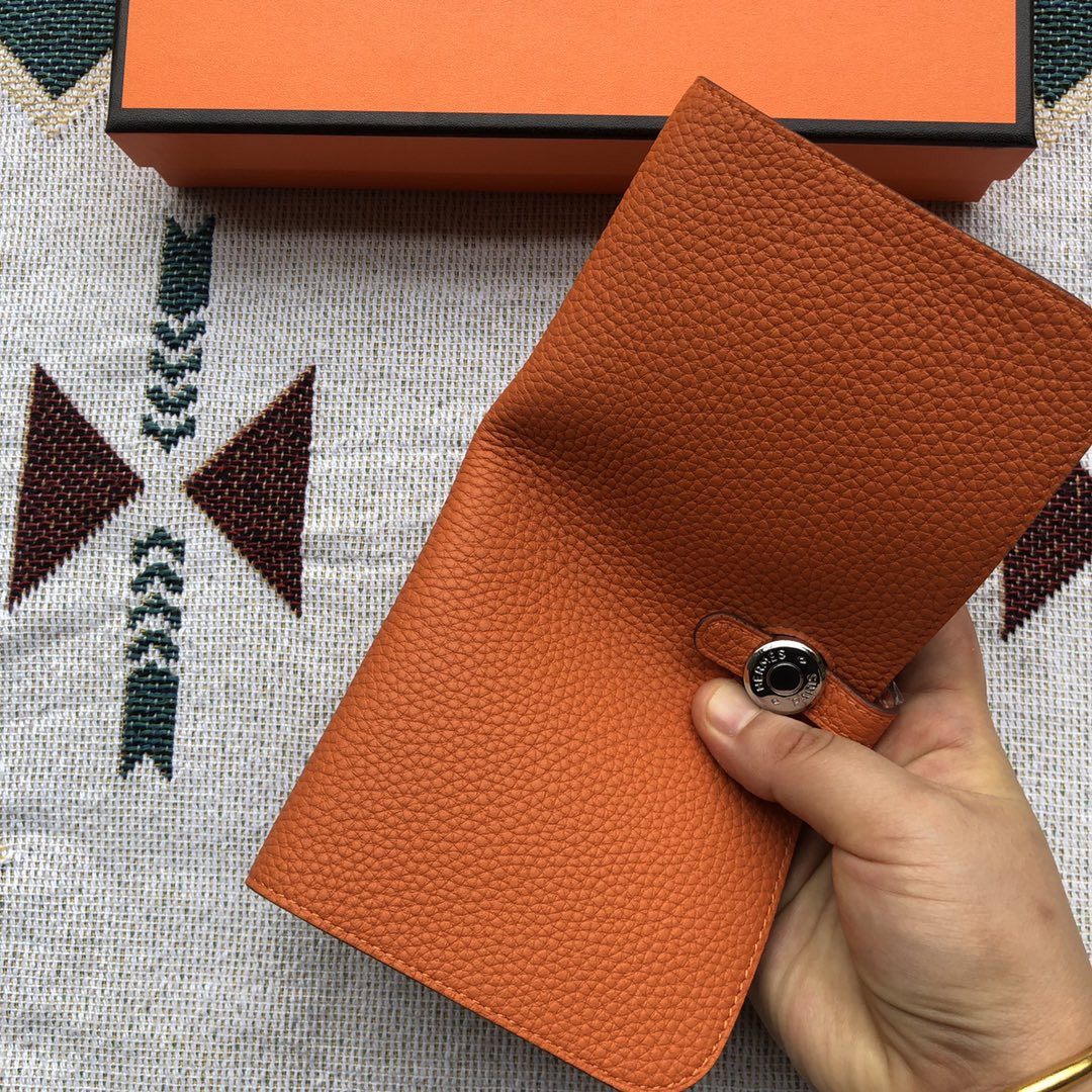 H**me5 dogon duo wallet