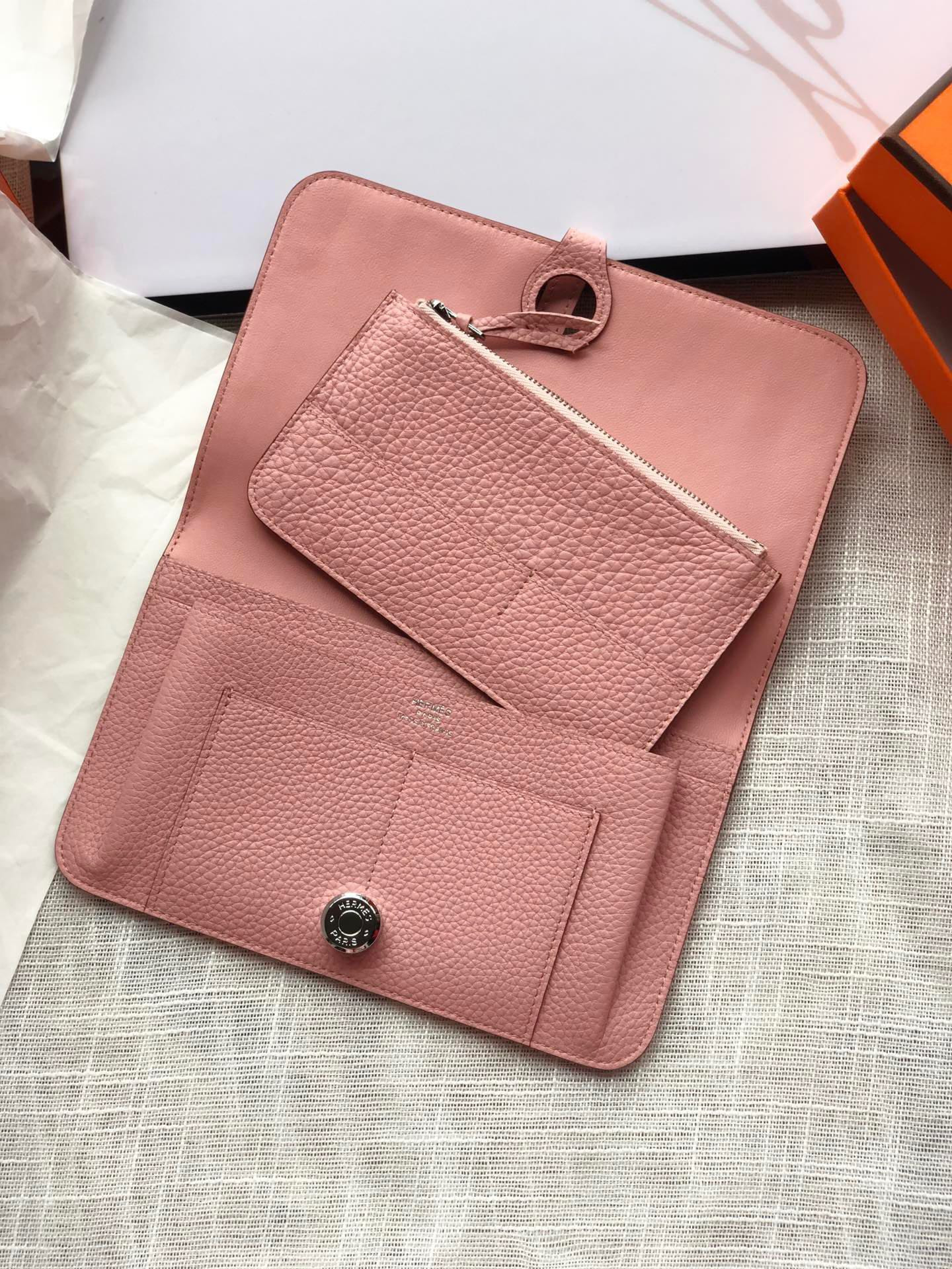 H**me5 dogon duo wallet 20.1cm