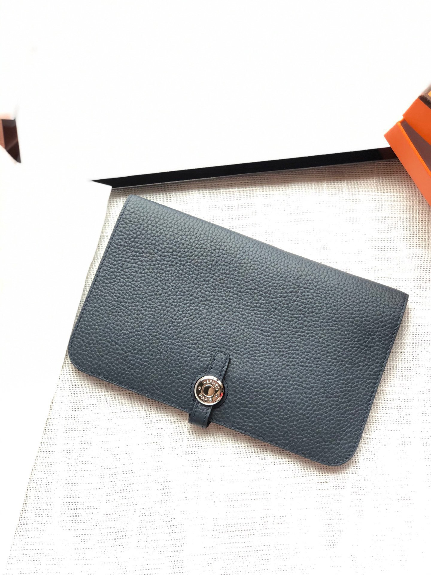 H**me5 dogon duo wallet 20.1cm
