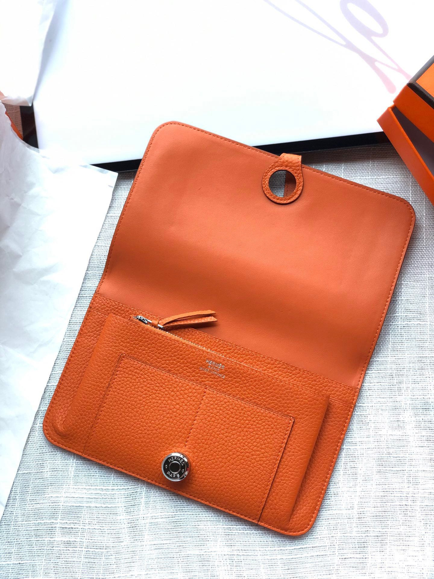 H**me5 dogon duo wallet 20.1cm