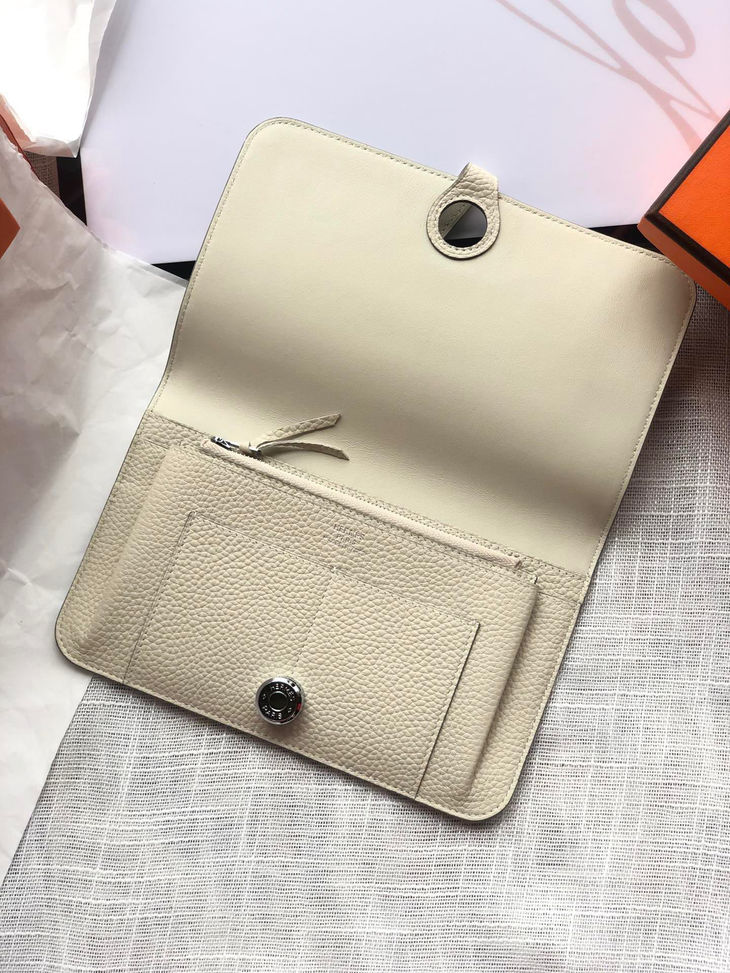 H**me5 dogon duo wallet 20.1cm
