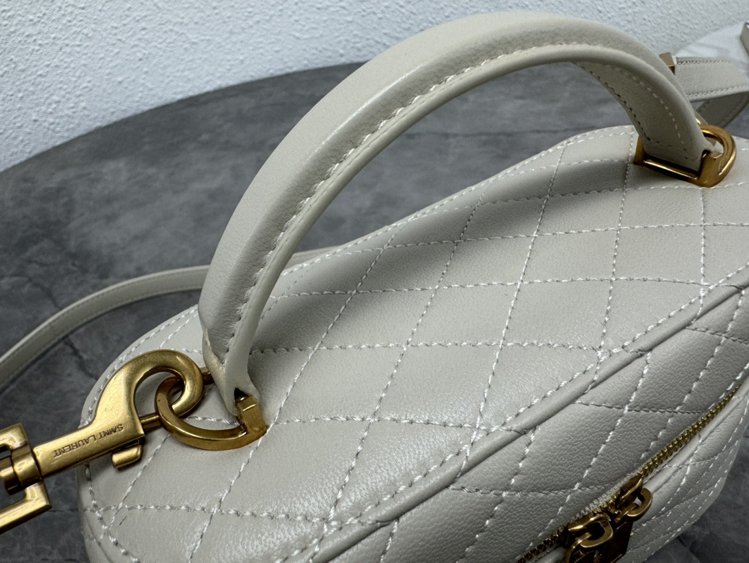Y*L gaby vanity bag in lambskin 18 x 11 x 6.5 cm