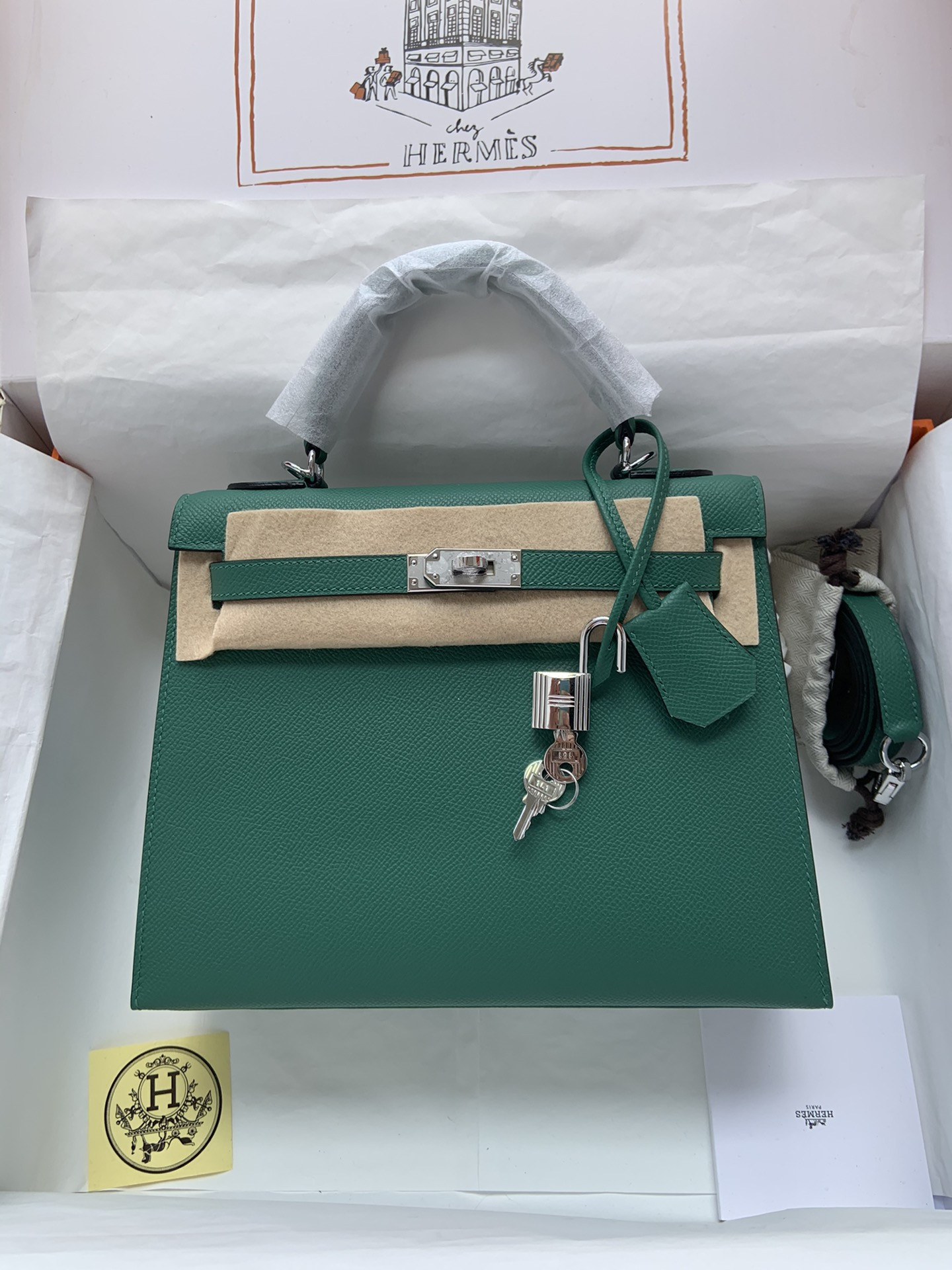 HERMÈS Kelly Silver-tone Hardware 25 28