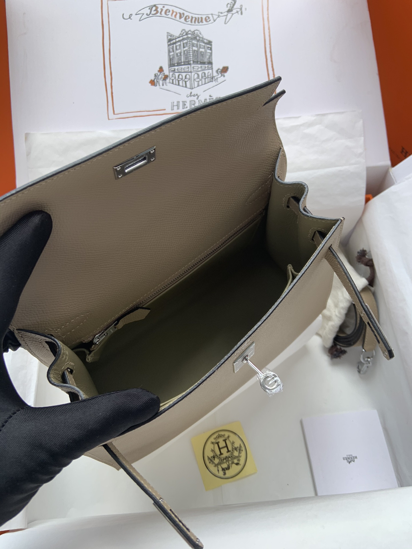HERMÈS Kelly Silver-tone Hardware 25 28