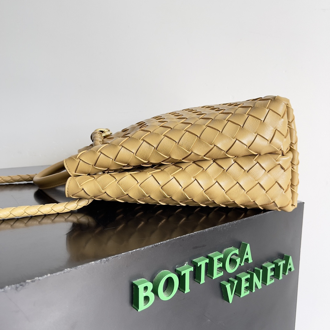 bo*te*ga Ve*ne*ta medium andiamo 32x25x11cm