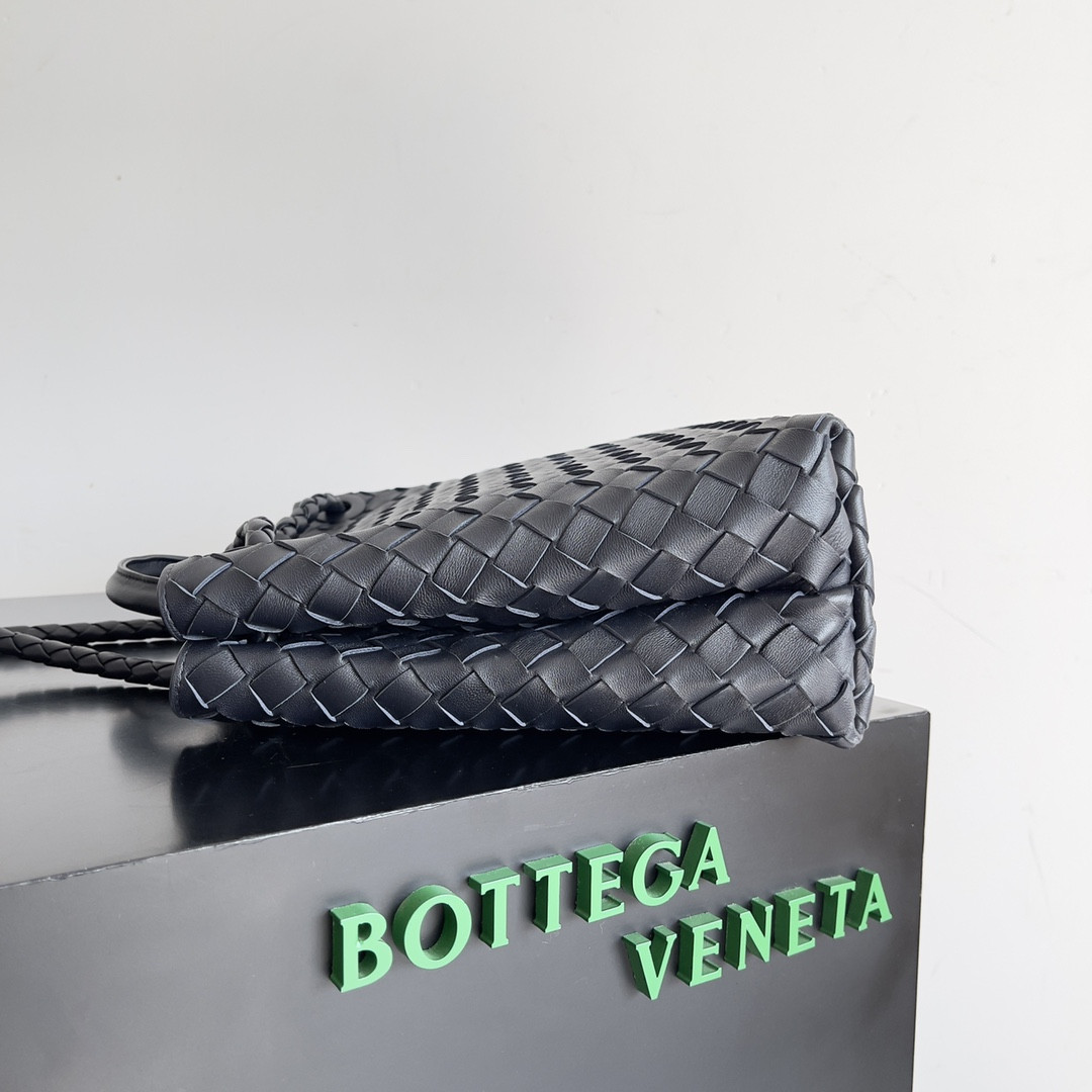 bo*te*ga Ve*ne*ta medium andiamo 32x25x11cm