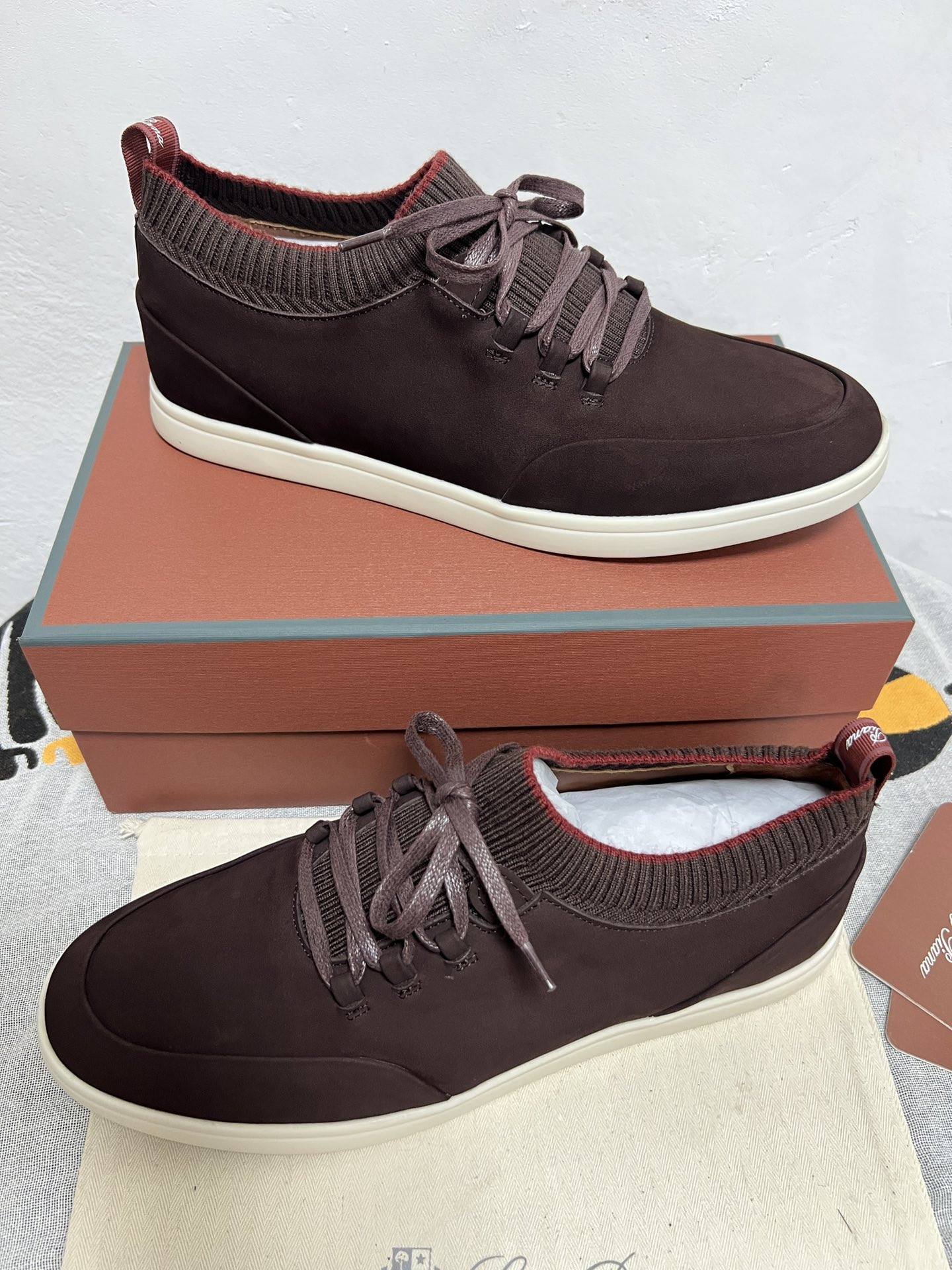 ua L**o p*ana soho walk sneaker