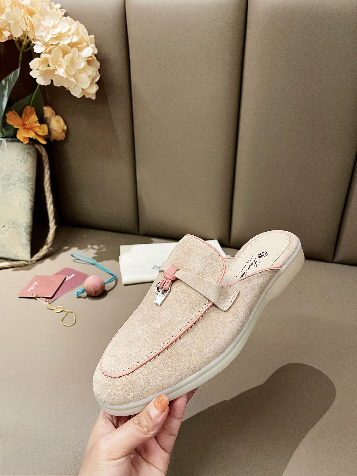 ua L**o p*ana babouche charms walk loafers