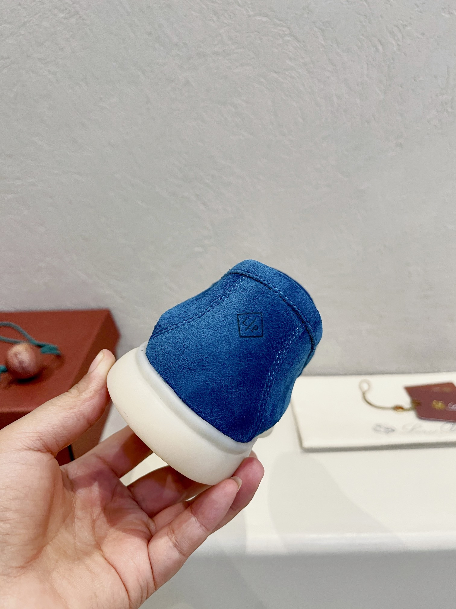 ua L**o p*ana summer walk loafers