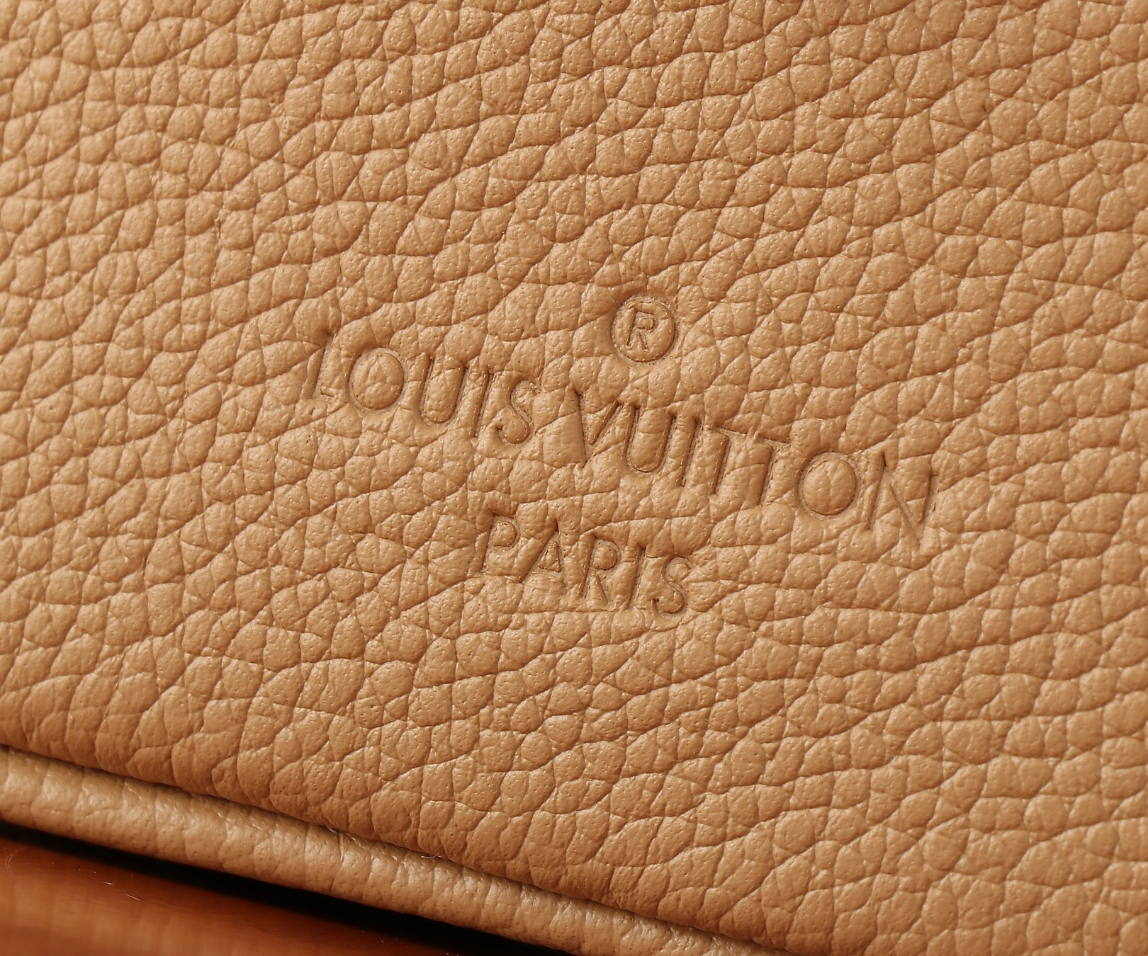 LV Speedy Bandoulière 20 M12713 13.5 x 12 x 20.5 cm