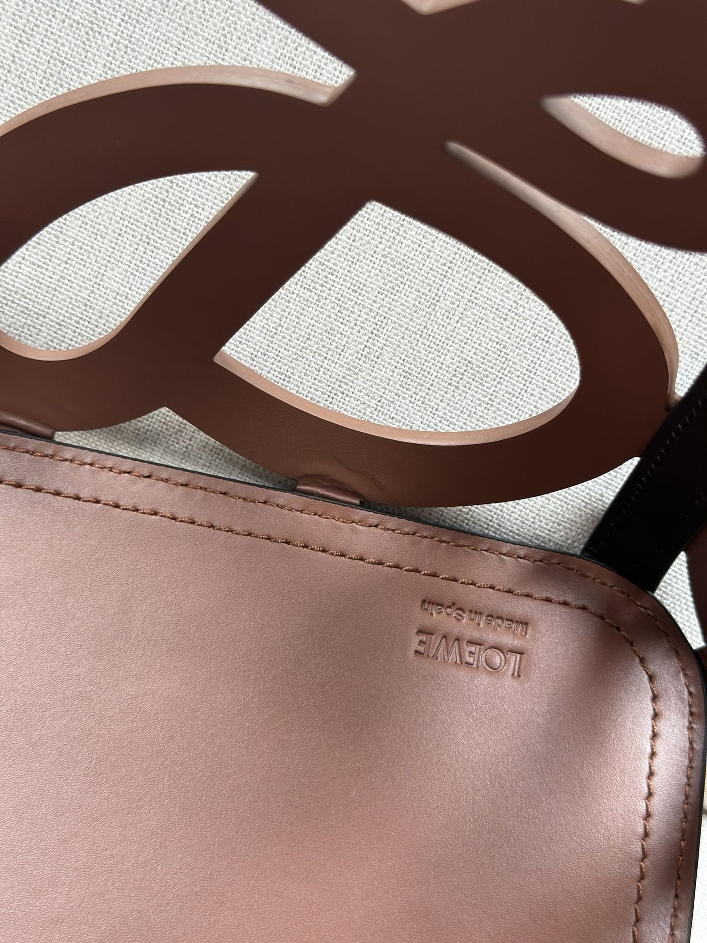 L0ew* anagram tote 32x27x11cm