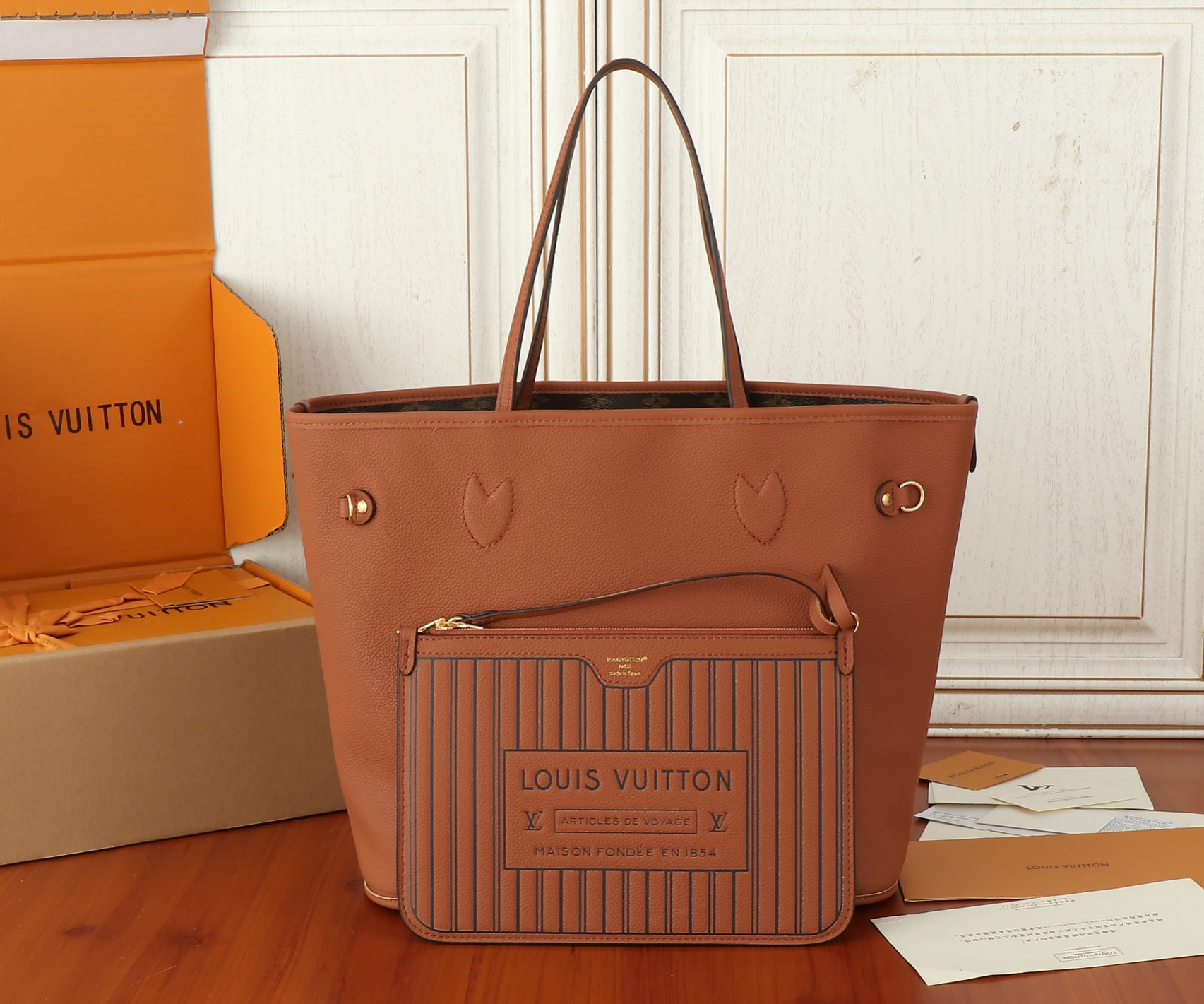 LV Neverfull MM Inside Out M12061 31x28x14cm Without Box