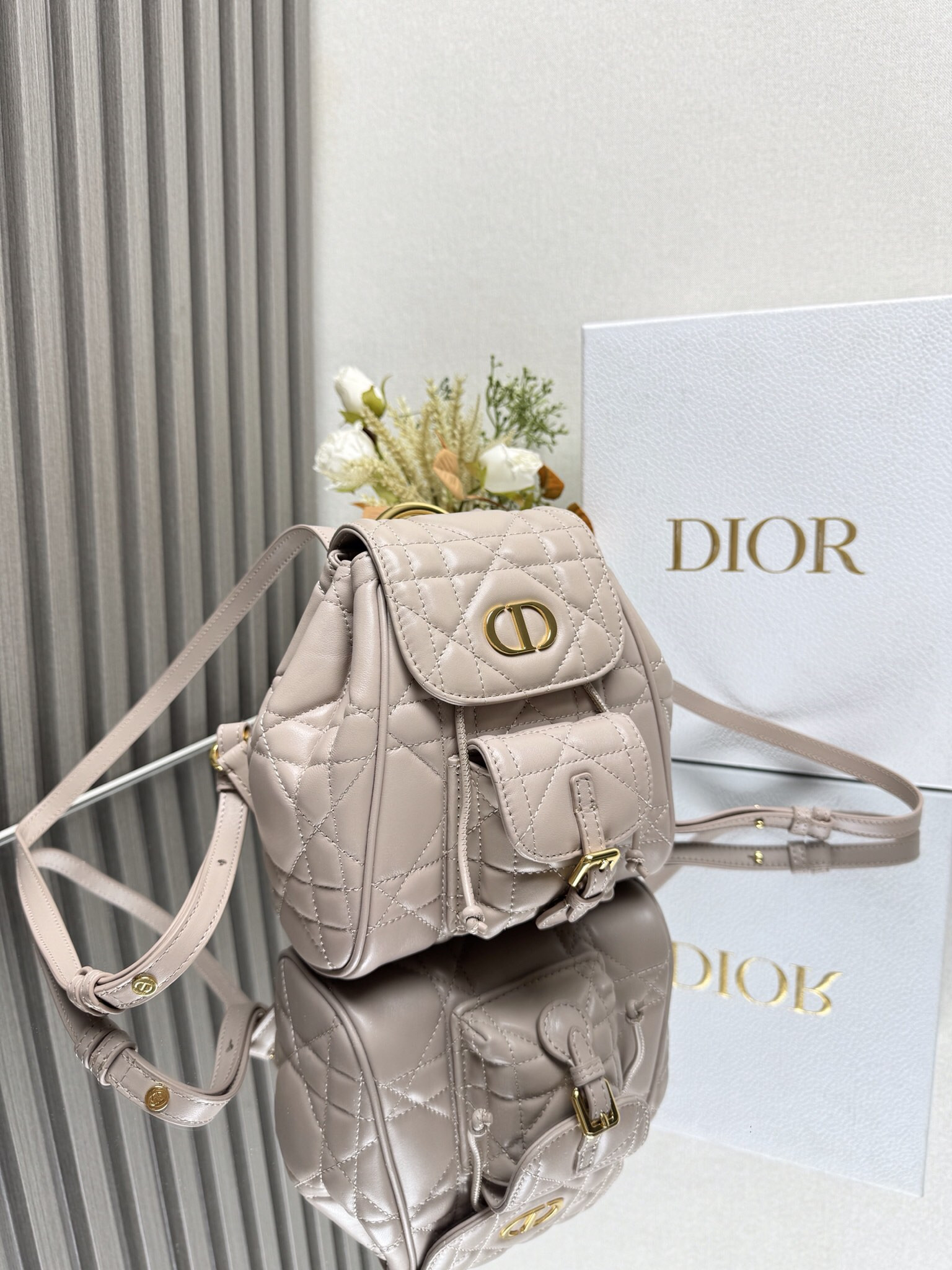 D*or caro backpack small 19.5 x 18.5 x 8.5 cm