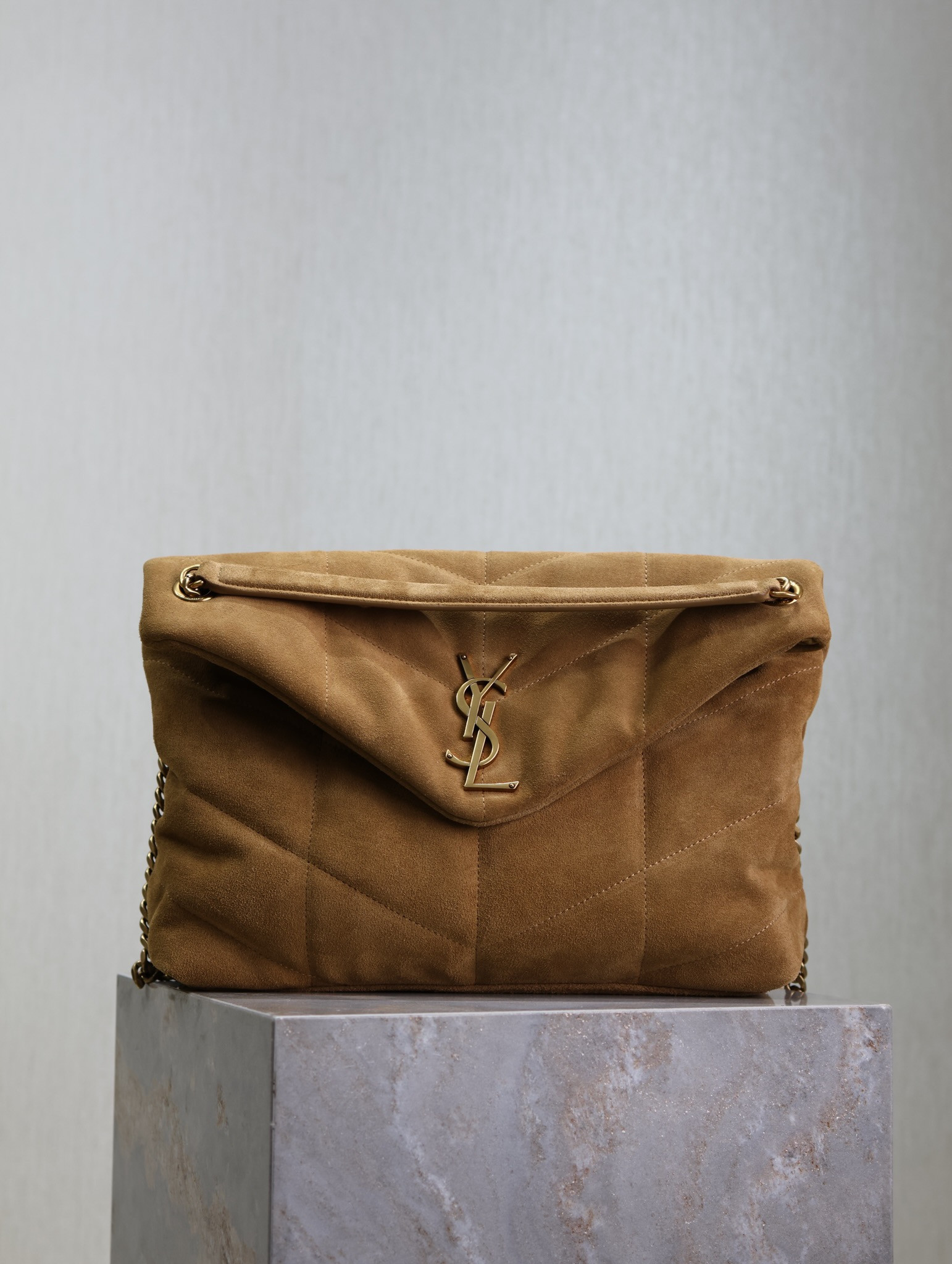 Y*L loulou  puffer (suede)  35x23x13.5cm