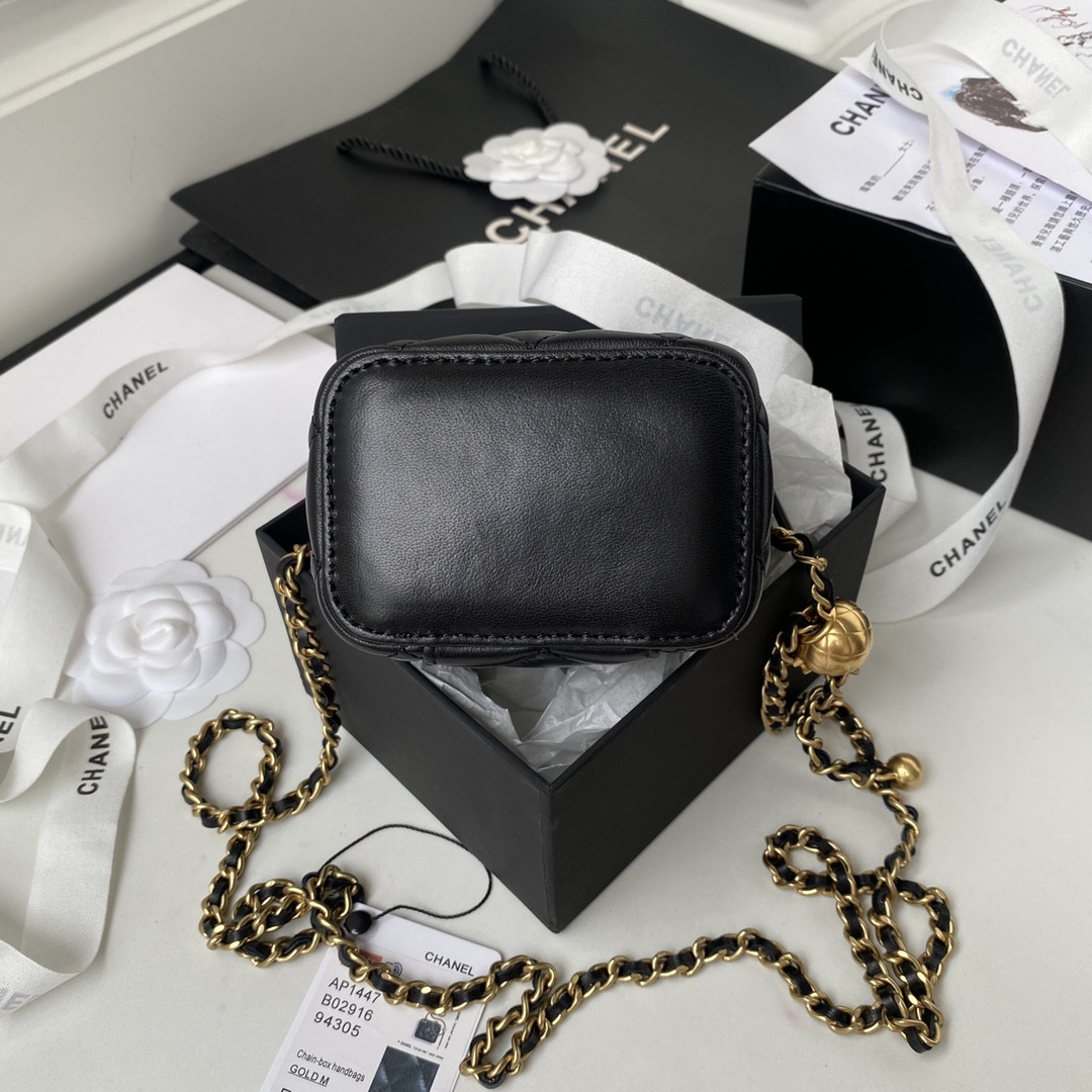 Ch*el mini box bag