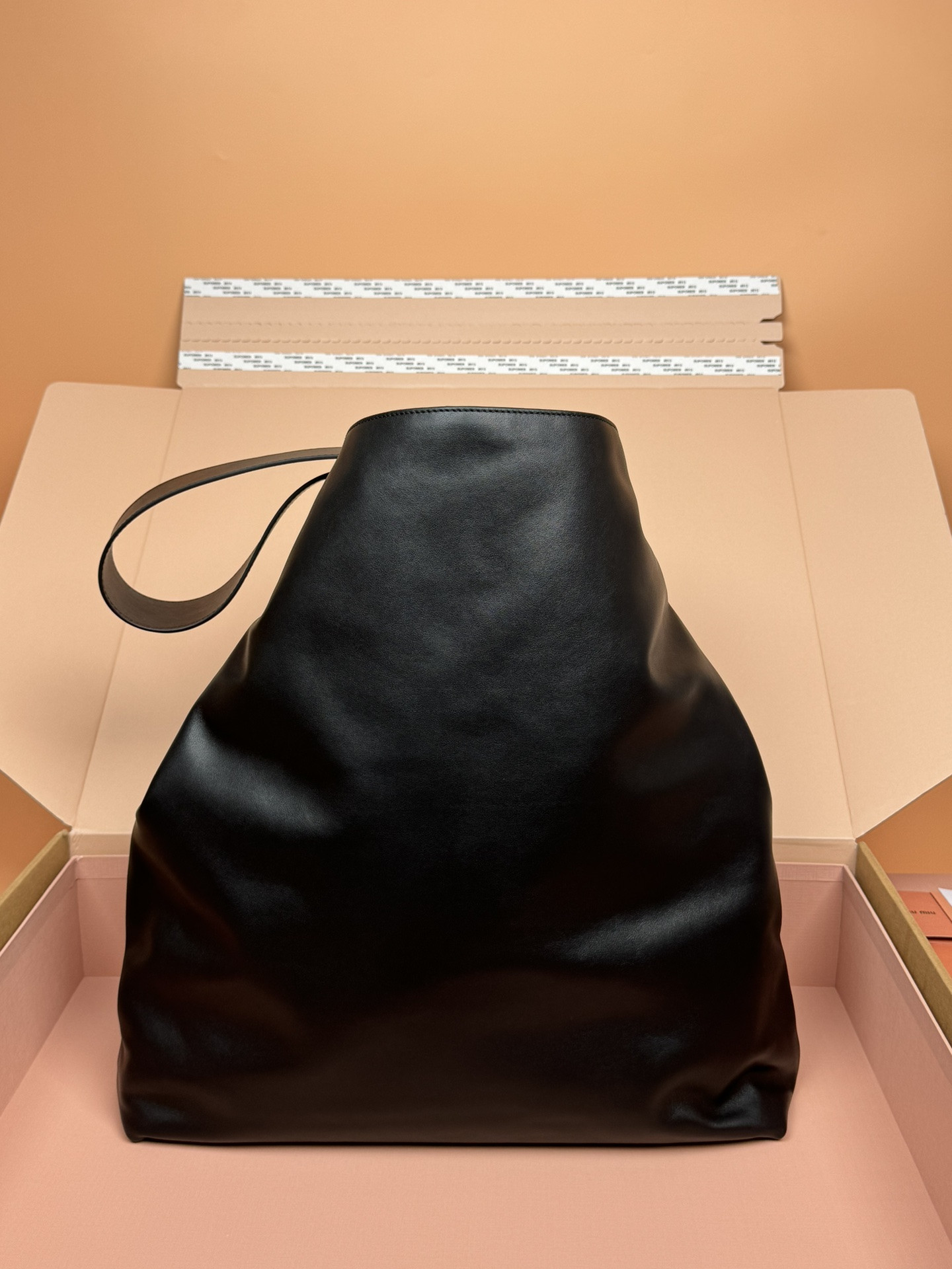 Miu Miu Leather Hobo Bag  41×46×11cm