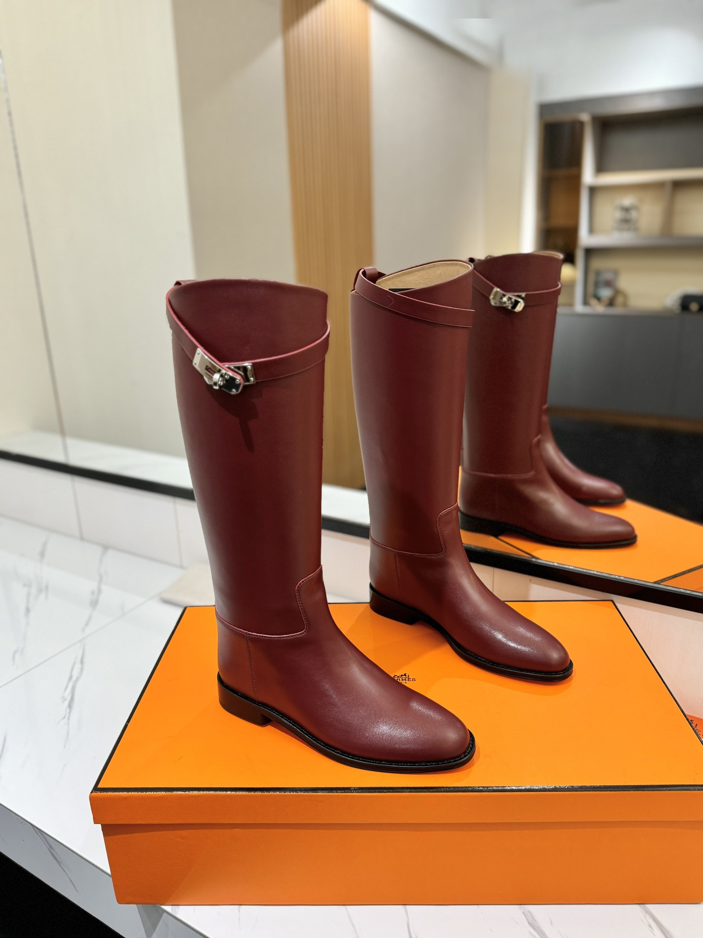 ua H**me5 jumping boots