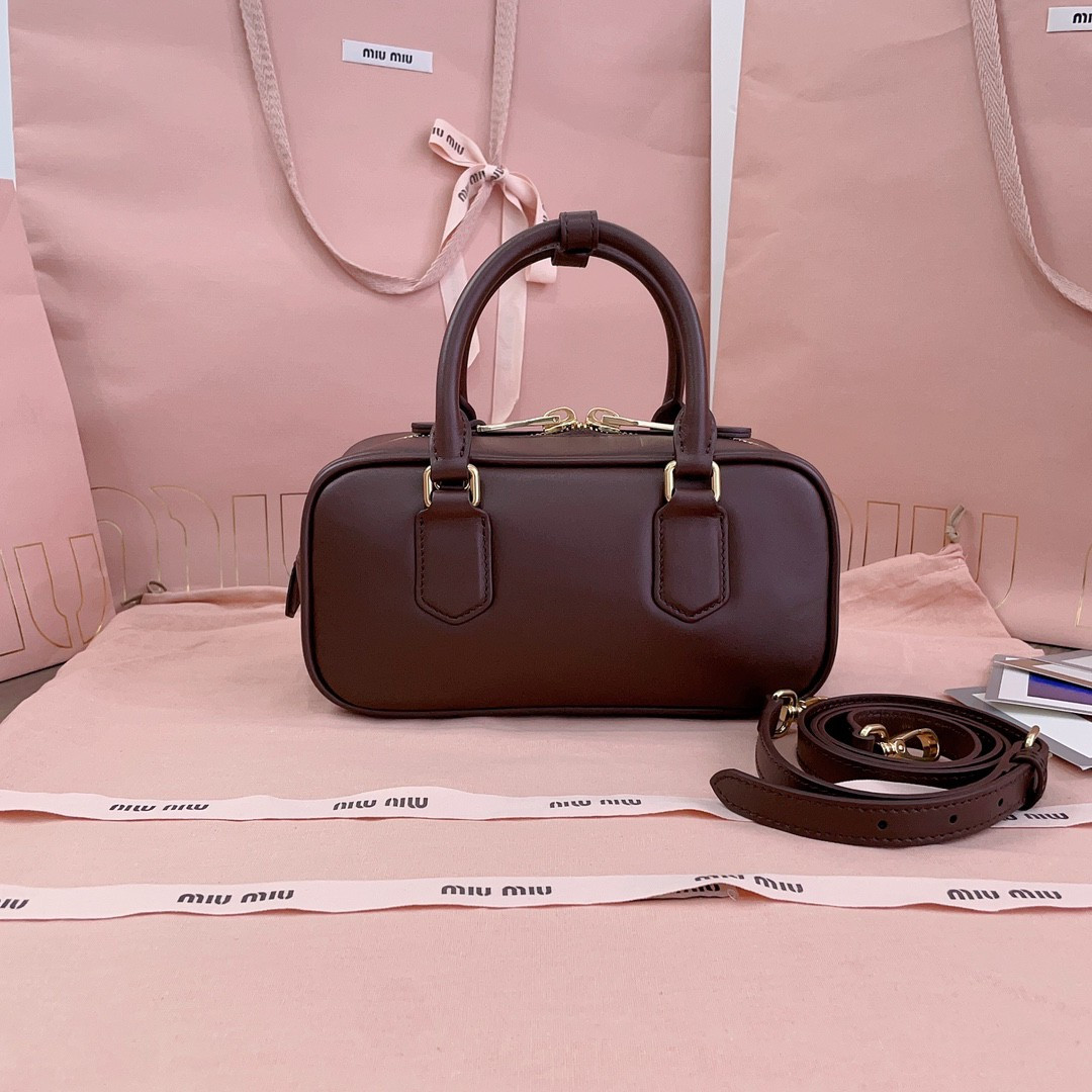 Miu Miu Arcadie leather bag 10.5x22x7.5cm