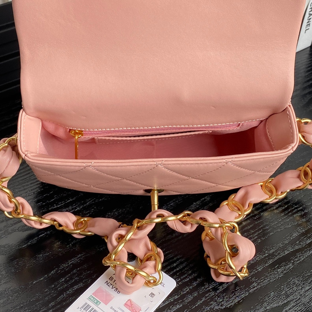 Ch*el fall-winter 2024-25 small flap bag 13x21x7cm