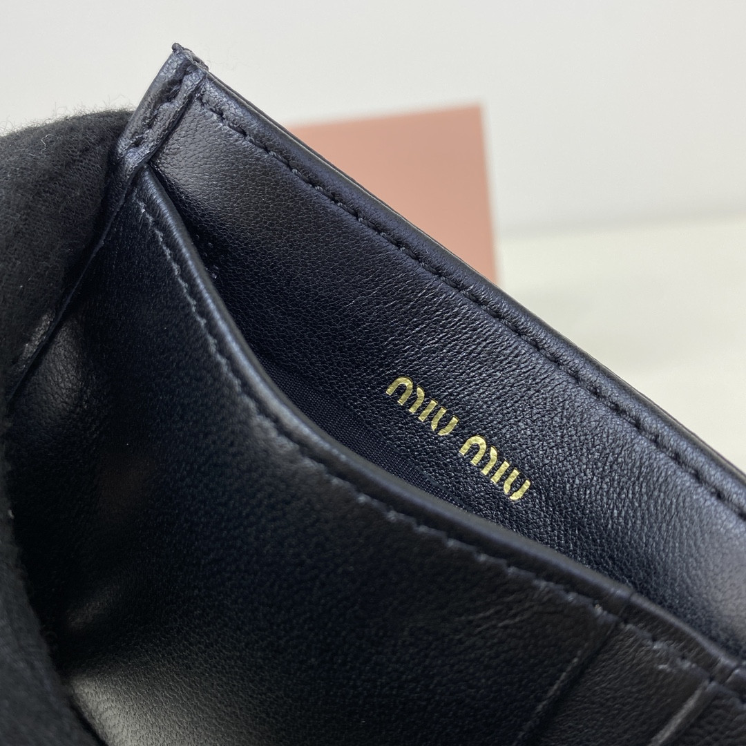 Miu Miu Matelassé nappa leather card holder 8x10.5cm