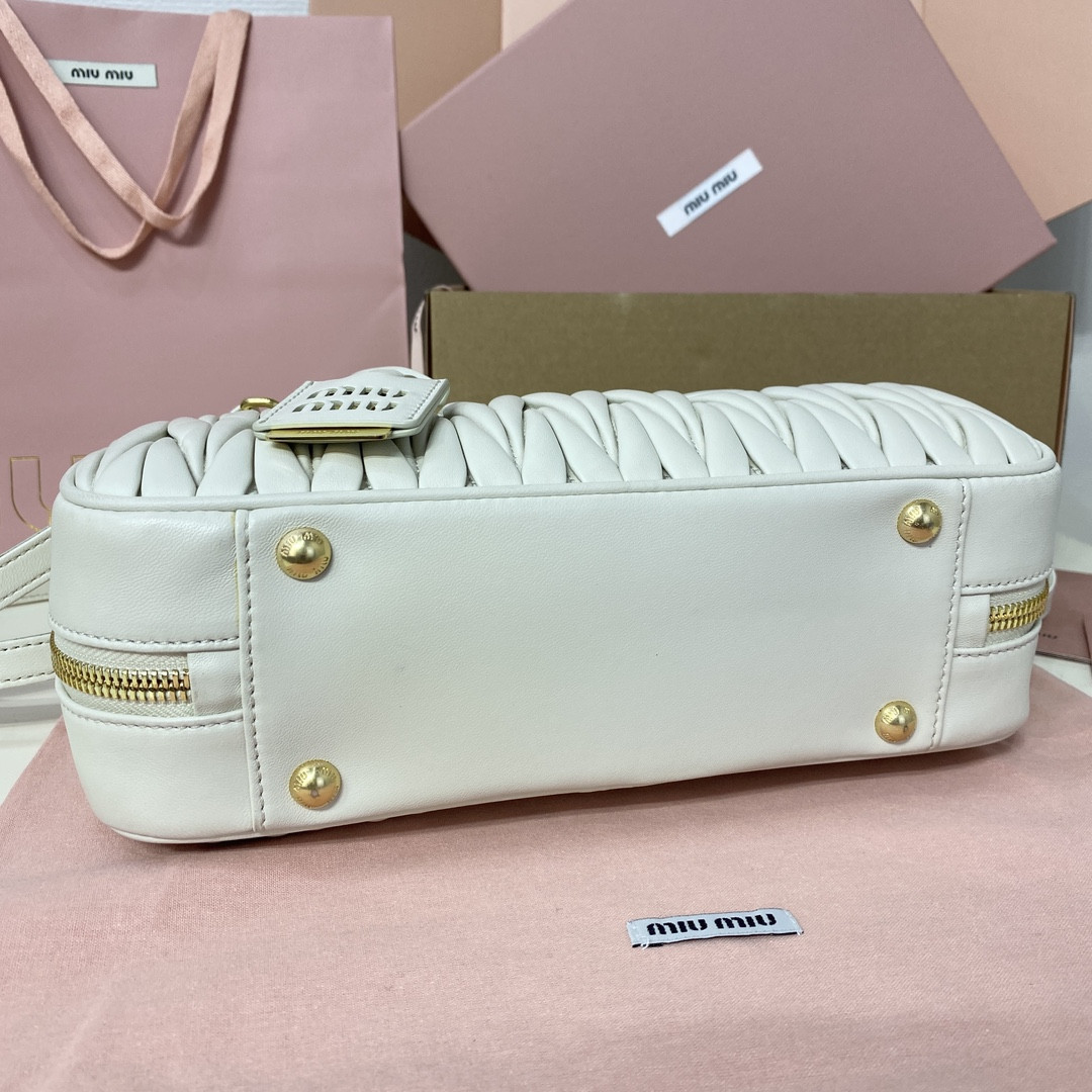 Miu Miu Arcadie matelassé nappa leather bag 12x27x9cm