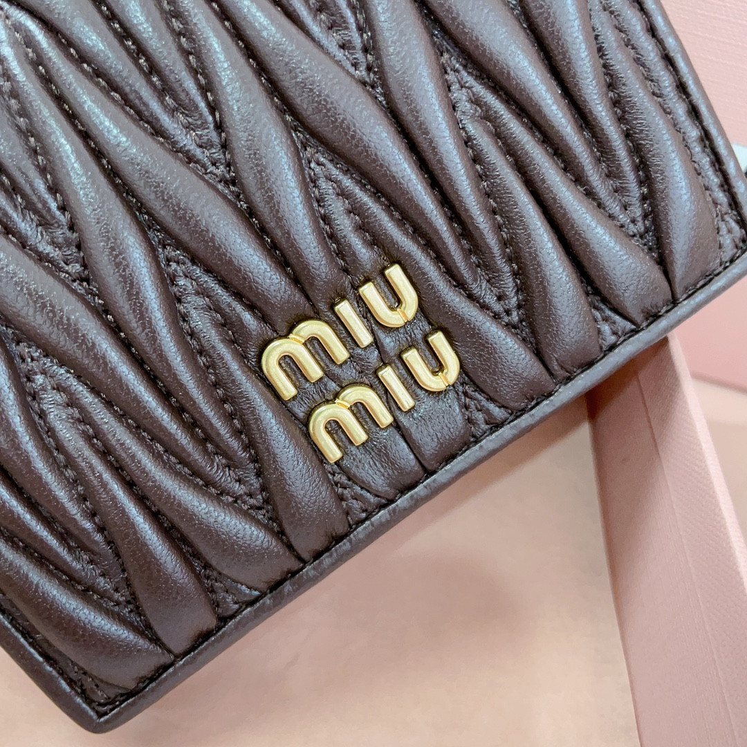 Miu Miu Small matelassé nappa leather wallet 11.2x8.5cm