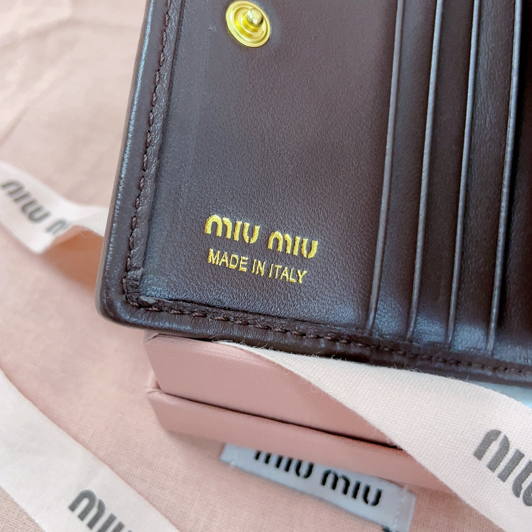 Miu Miu Small matelassé nappa leather wallet 11.2x8.5cm