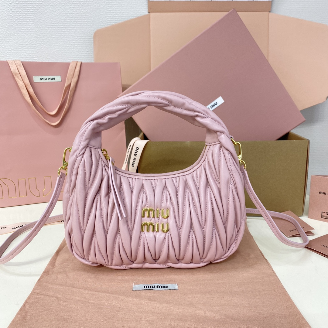 Miu Miu Wander matelassé nappa leather hobo bag 17x20x6cm