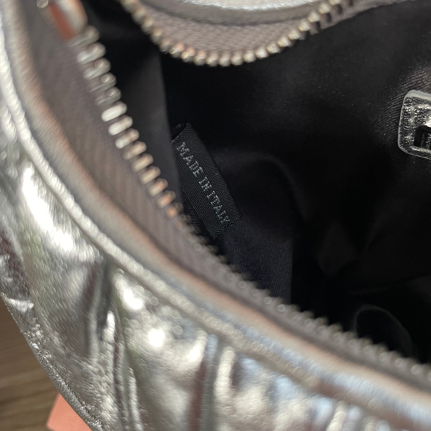 Miu Miu Wander matelassé nappa leather hobo mini-bag 14x17.5x5.5cm